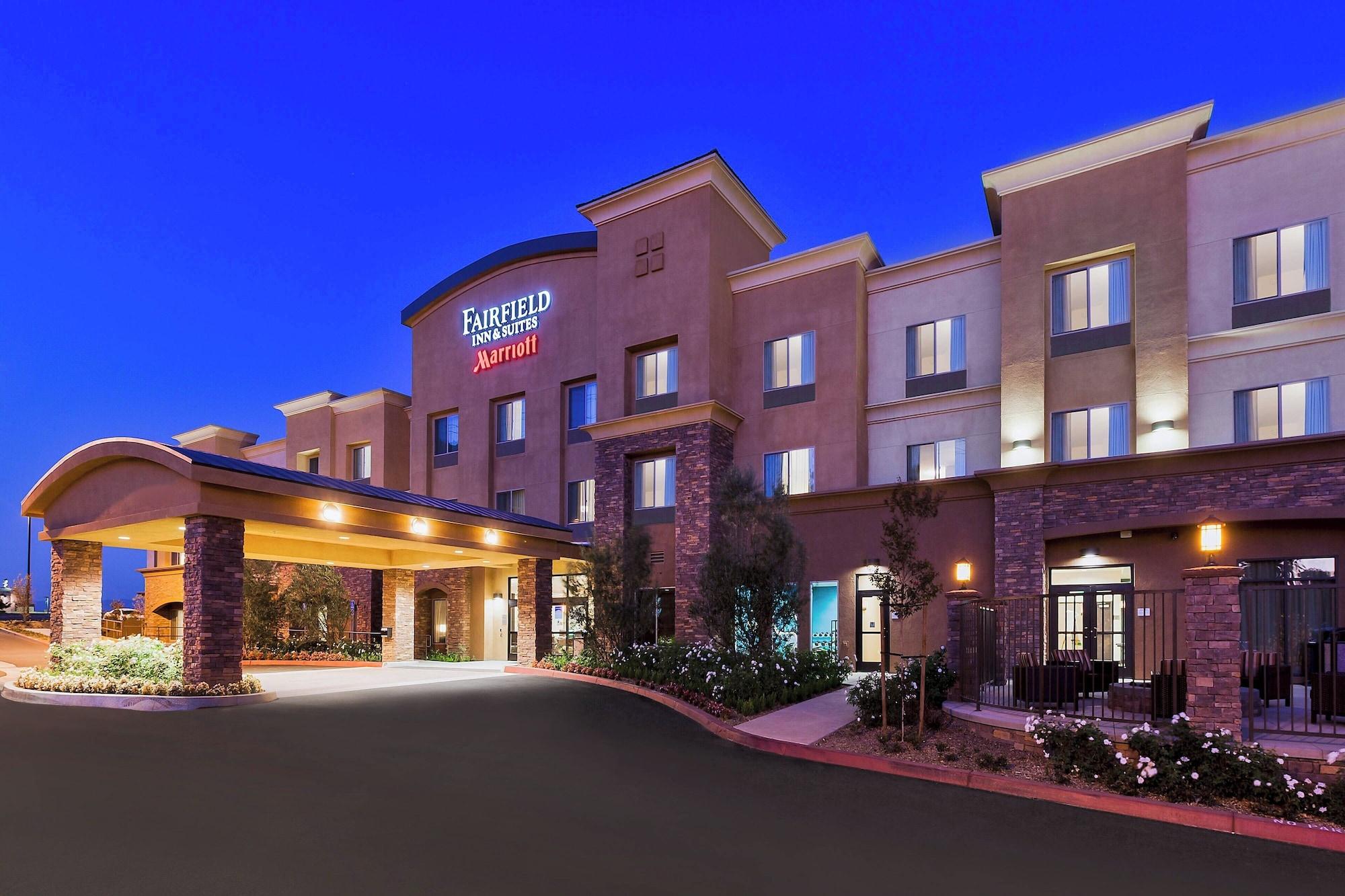 Vista Exterior Fairfield Inn & Suites Riverside Corona/Norco
