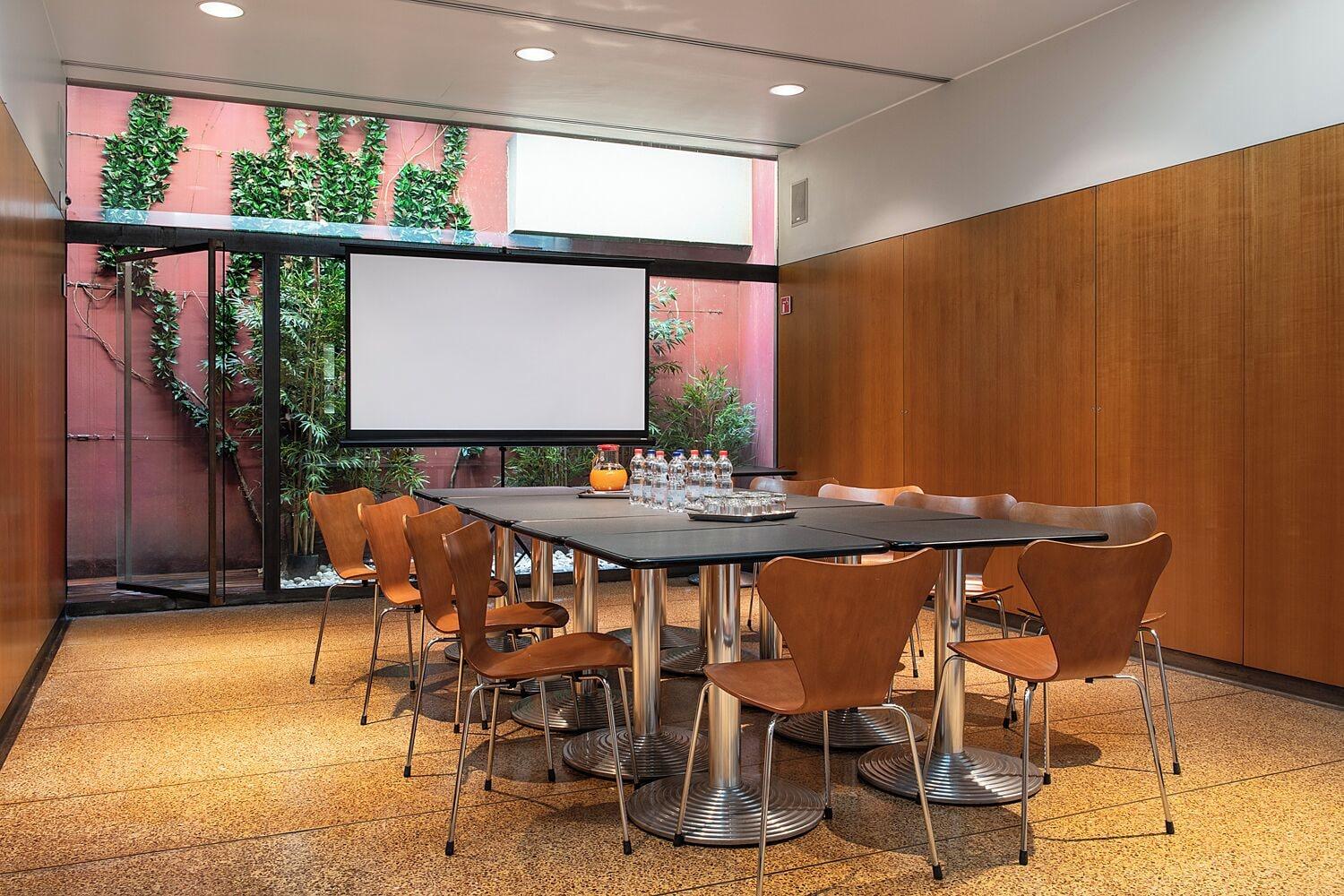 Sala de Reuniones Hotel Verona