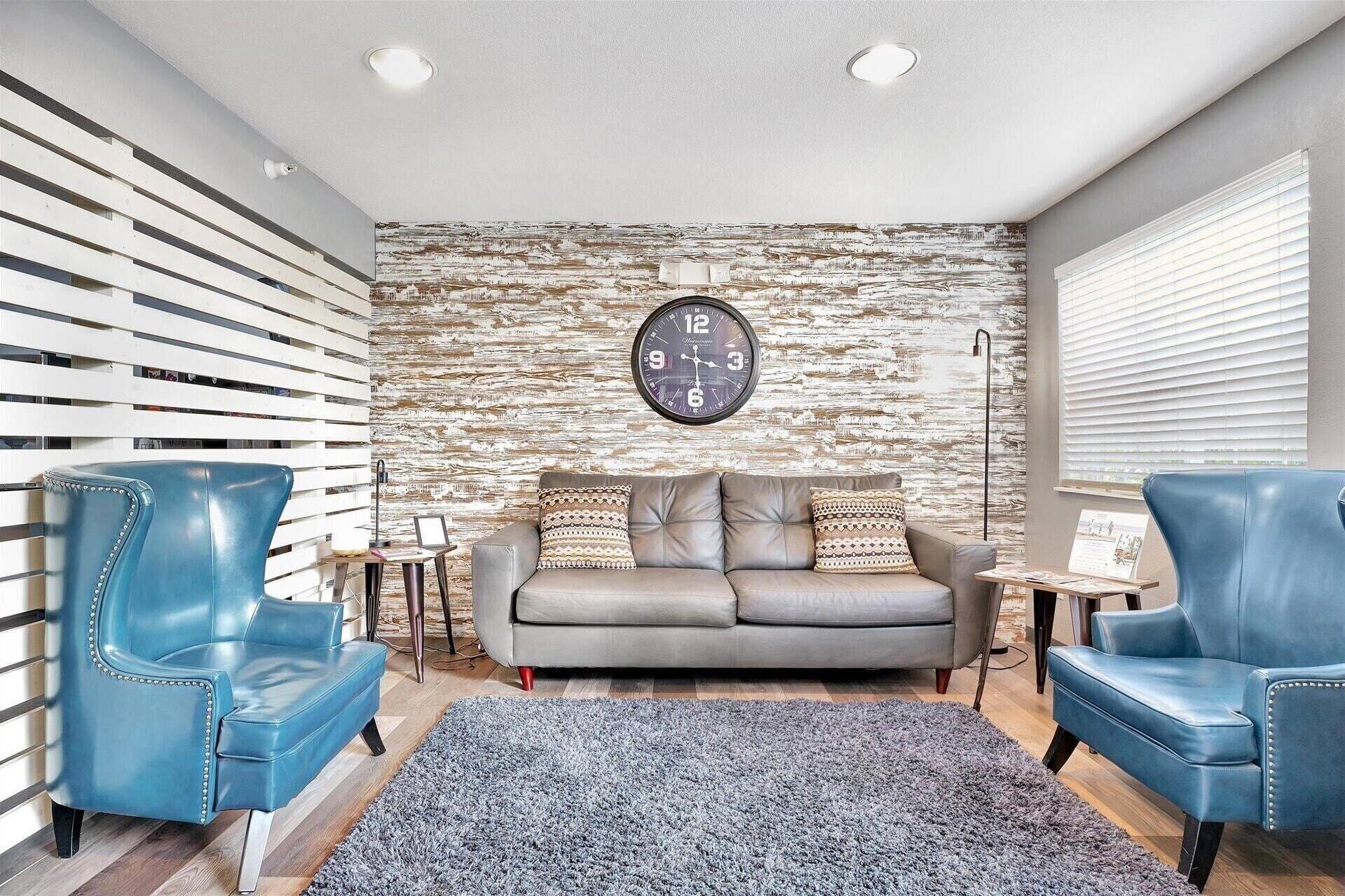 Vista Lobby Ramada Limited by Wyndham, Bloomington I-55 & I-74 IL