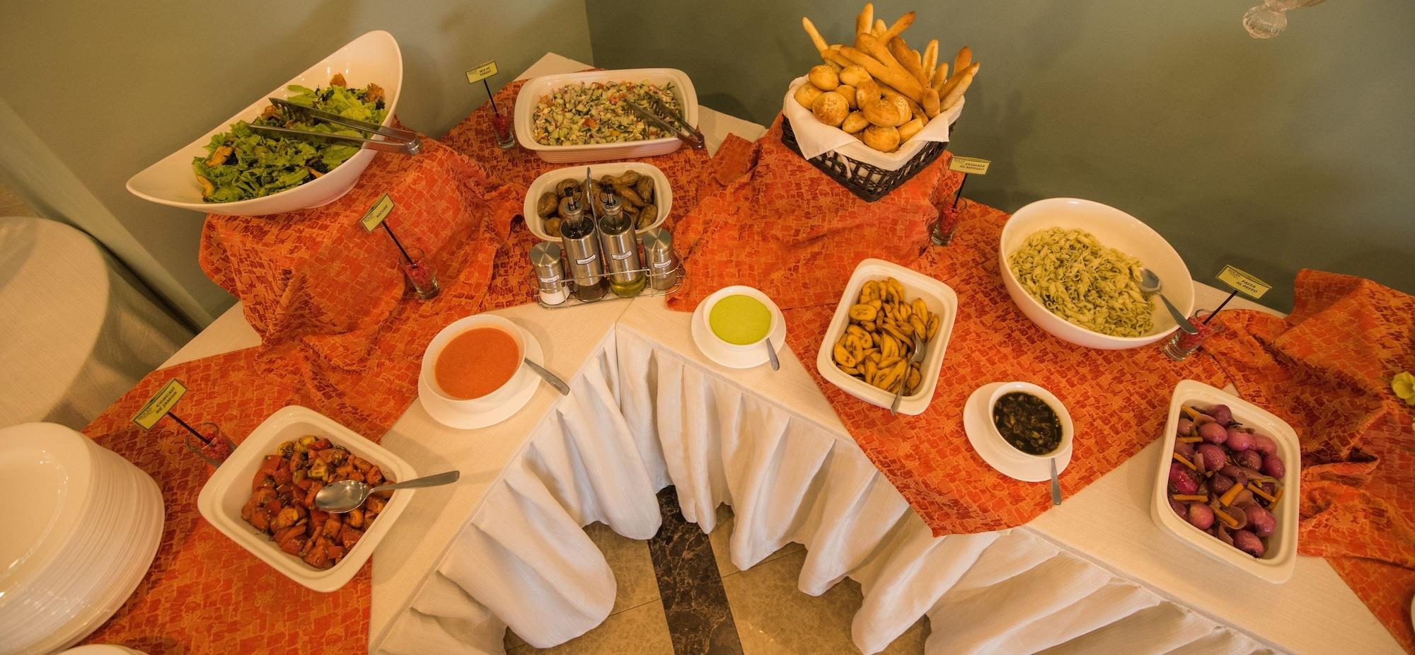 Restaurant Roles Hotel