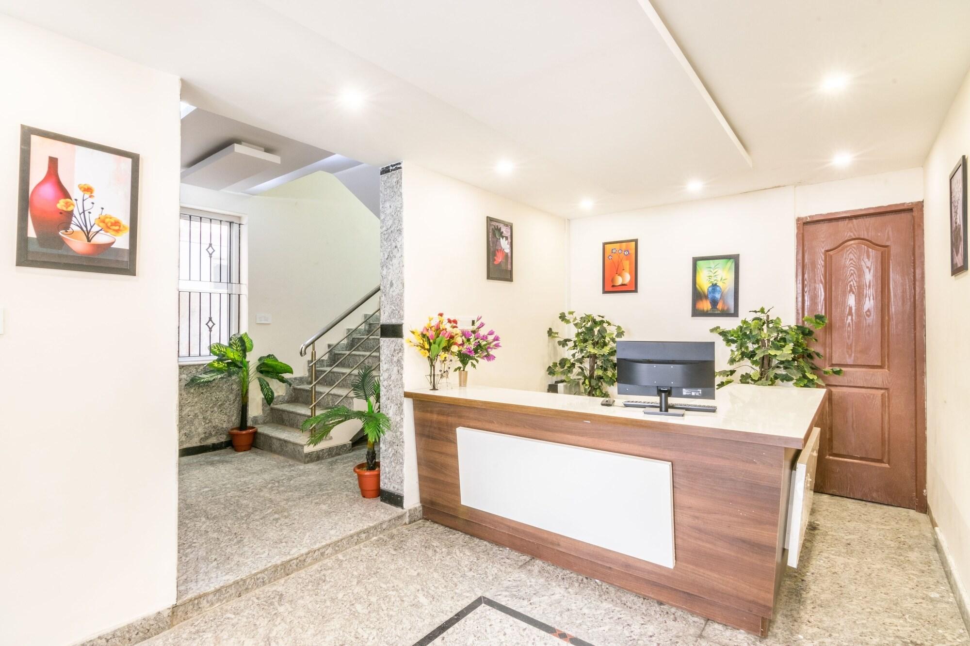 Vista Lobby Octave Studio Hotel