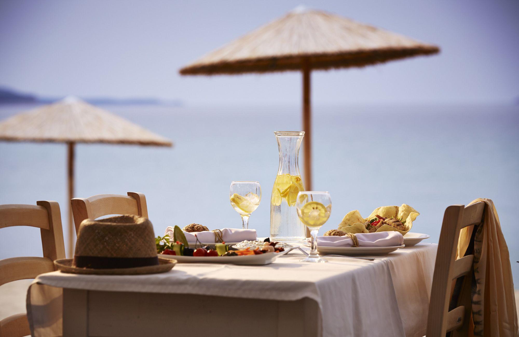 Restaurant Hotel Blue Dream Palace Tripiti Resort