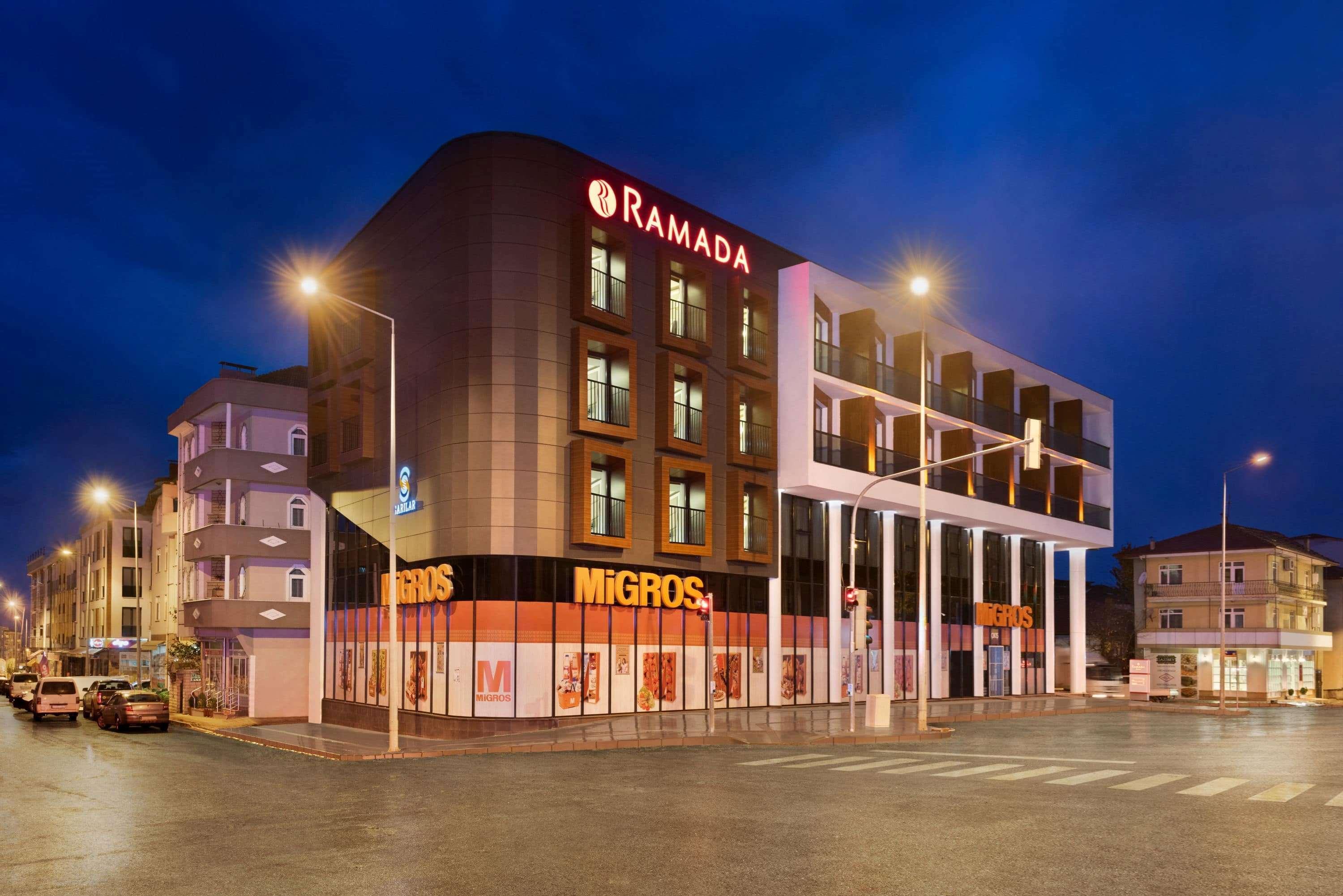 Vista da fachada Ramada By Wyndham Sakarya Hendek