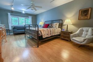 Alquiler Vacacional - Stone Arch- Entire Large Home on Unique Lake Superior Shoreline