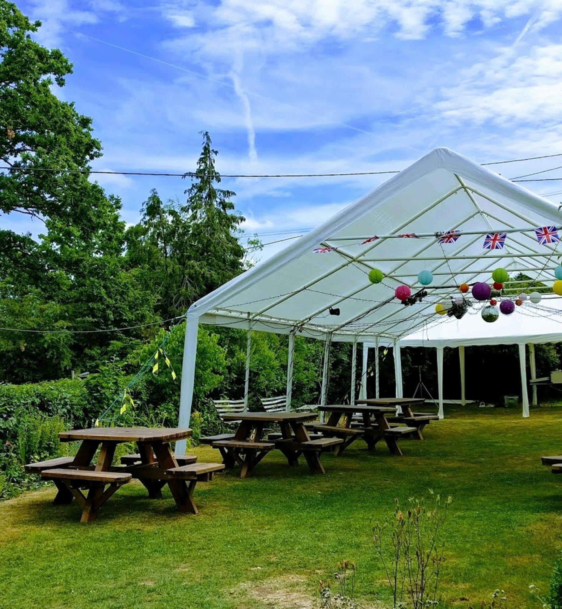 Instalaciones Recreativas The Furze Bush Inn