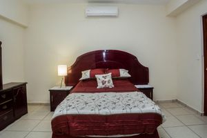 Alquiler Vacacional - Casa Santuario: 3 BR home close to malecon 5 mins drive