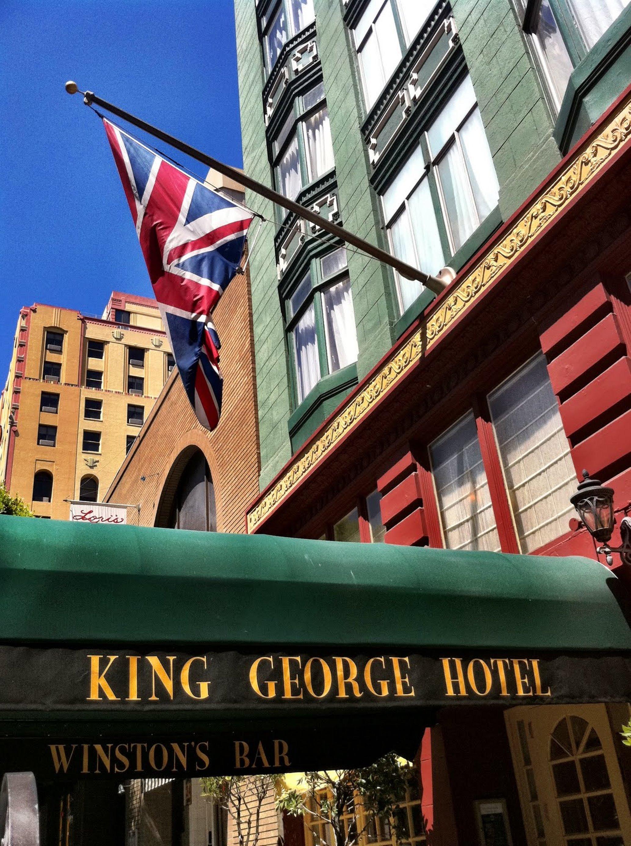 Vista Exterior King George Hotel