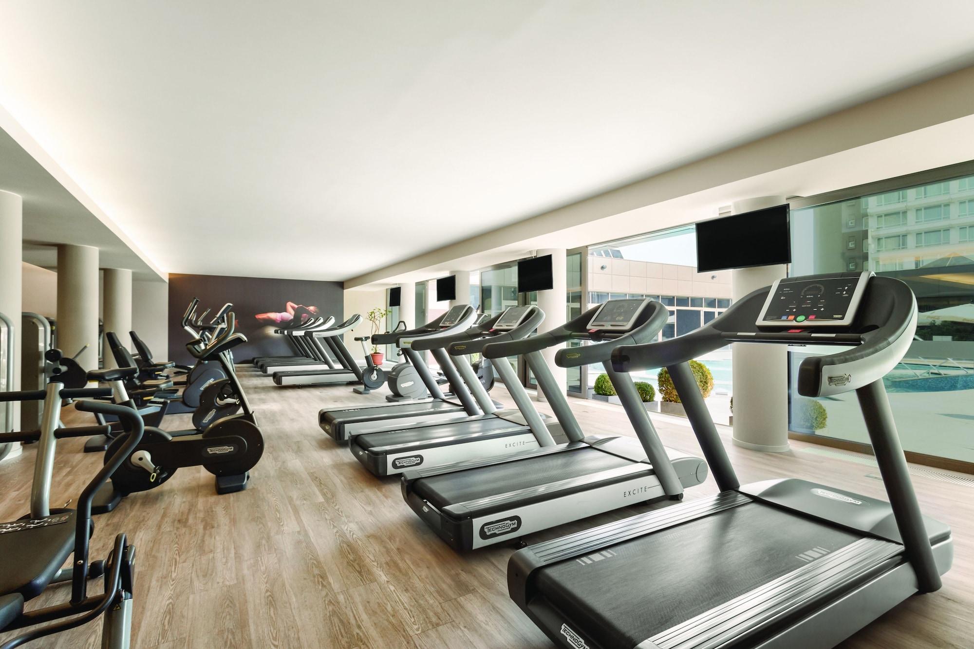 Gimnasio Ramada by Wyndham Bucharest Parc