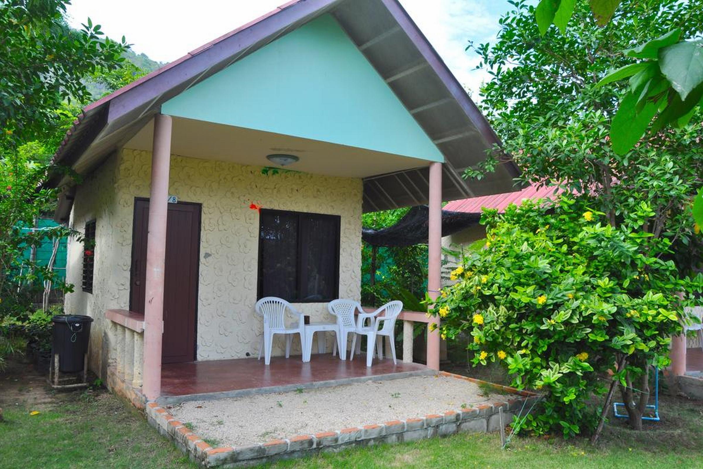 Vista Exterior Coral Bungalows