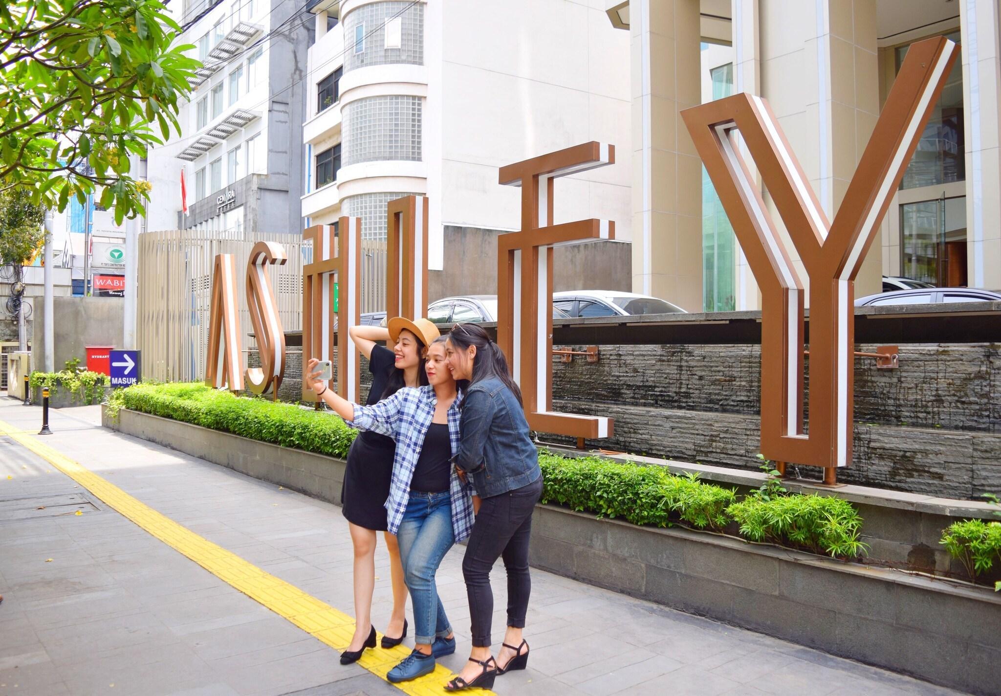 Vista Exterior Ashley Wahid Hasyim Jakarta