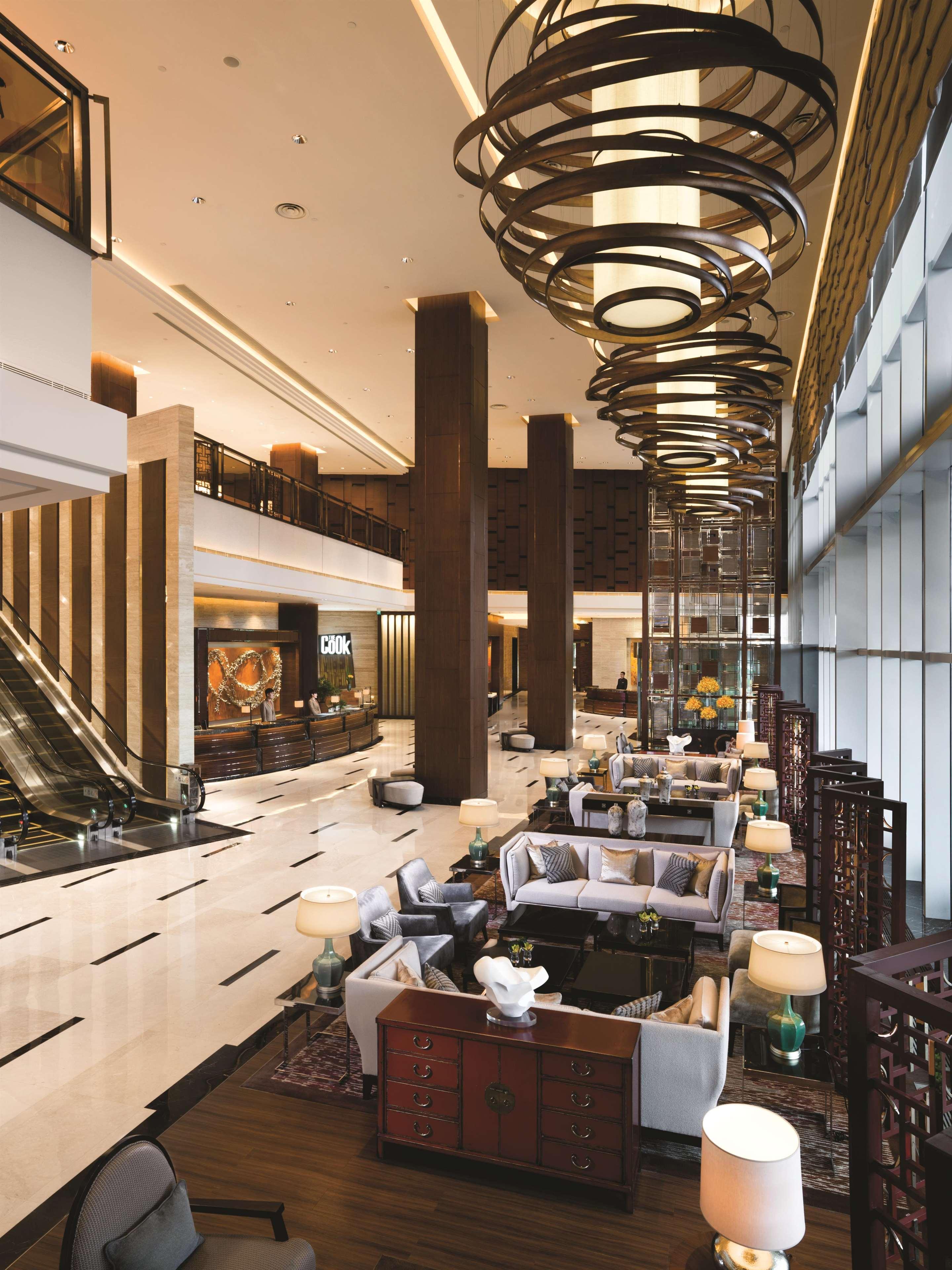 Vista Lobby Kerry Hotel Pudong Shanghai