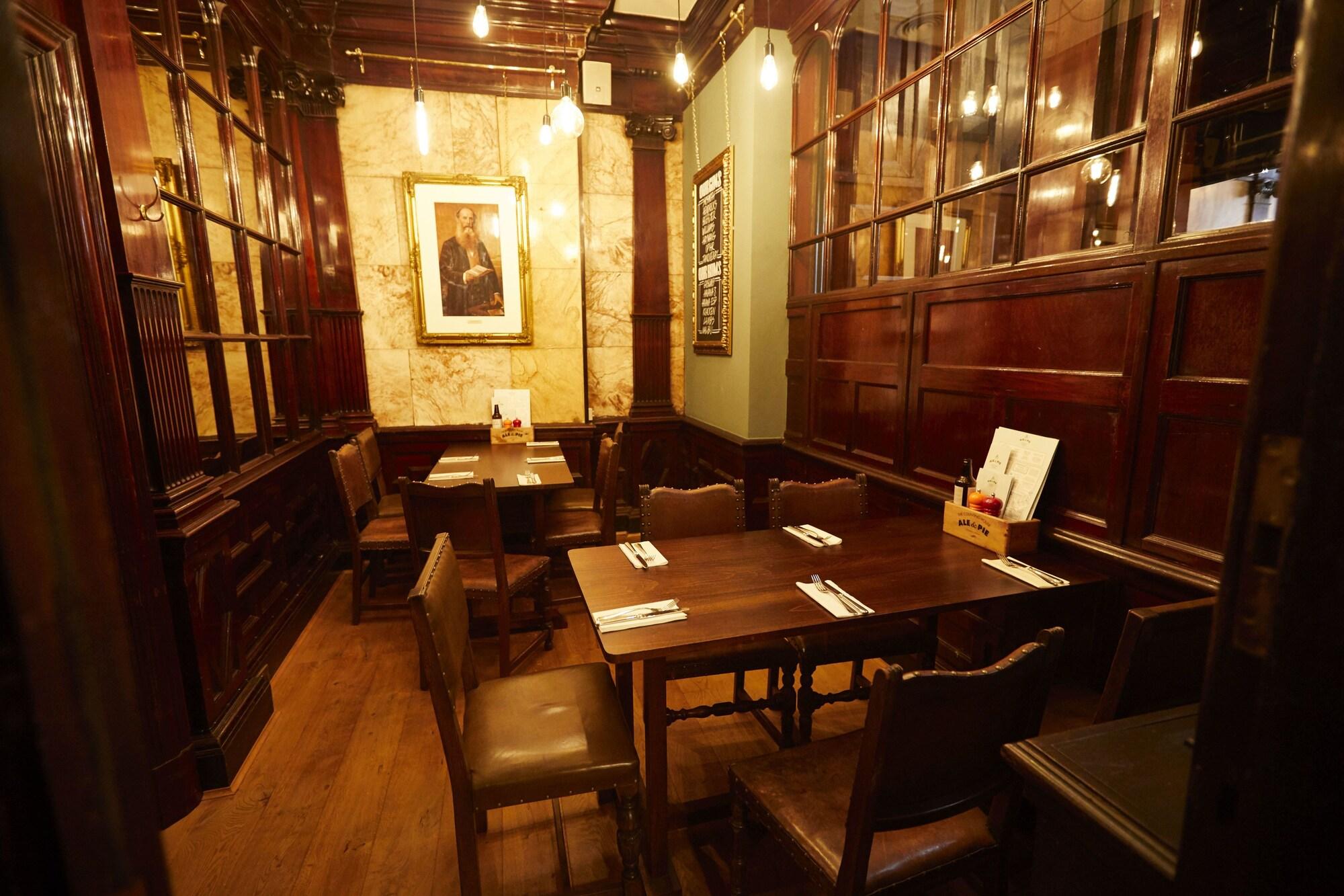 Sala de Reuniones Counting House