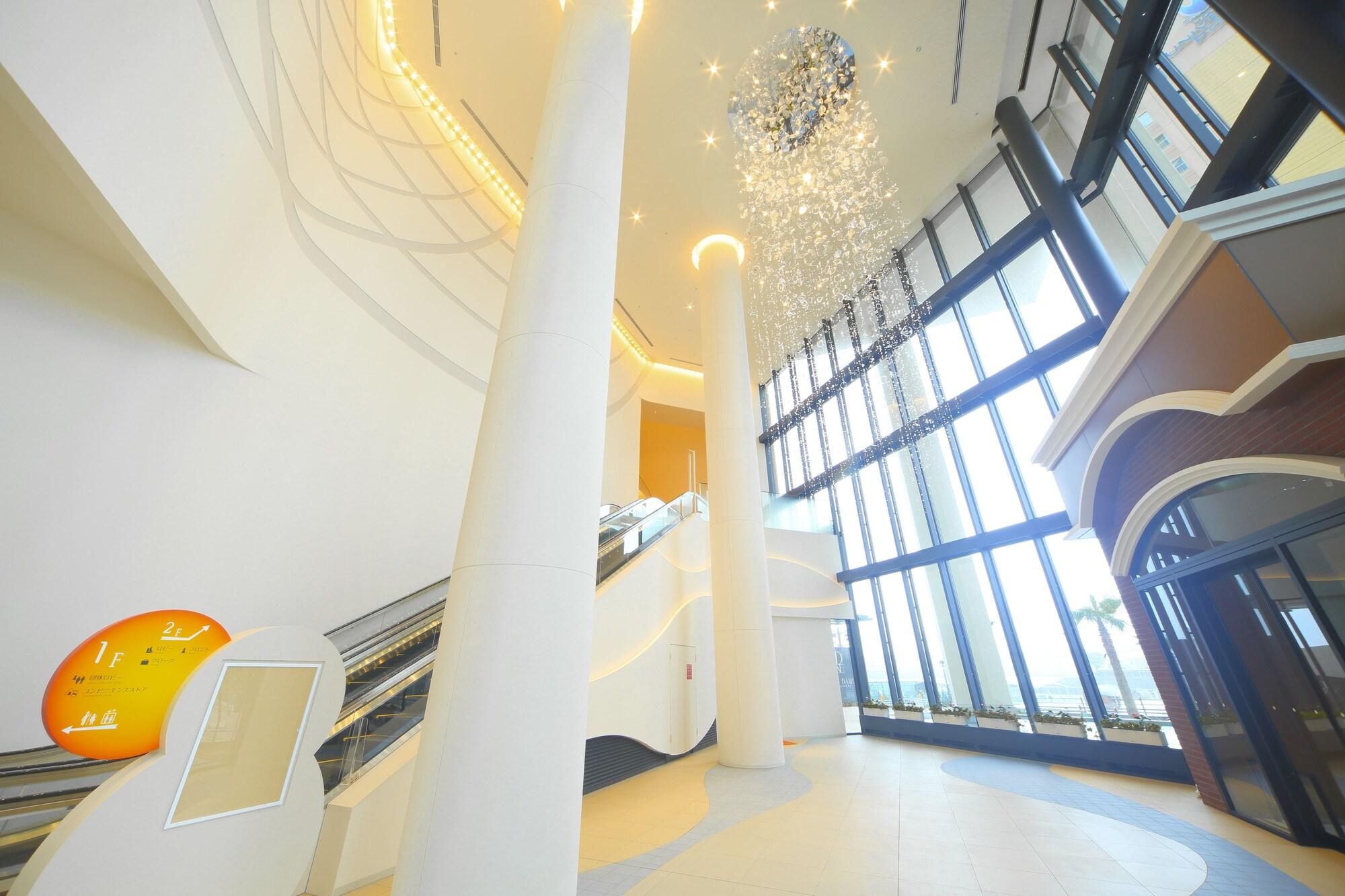 Vista Lobby HOTEL UNIVERSAL PORT VITA