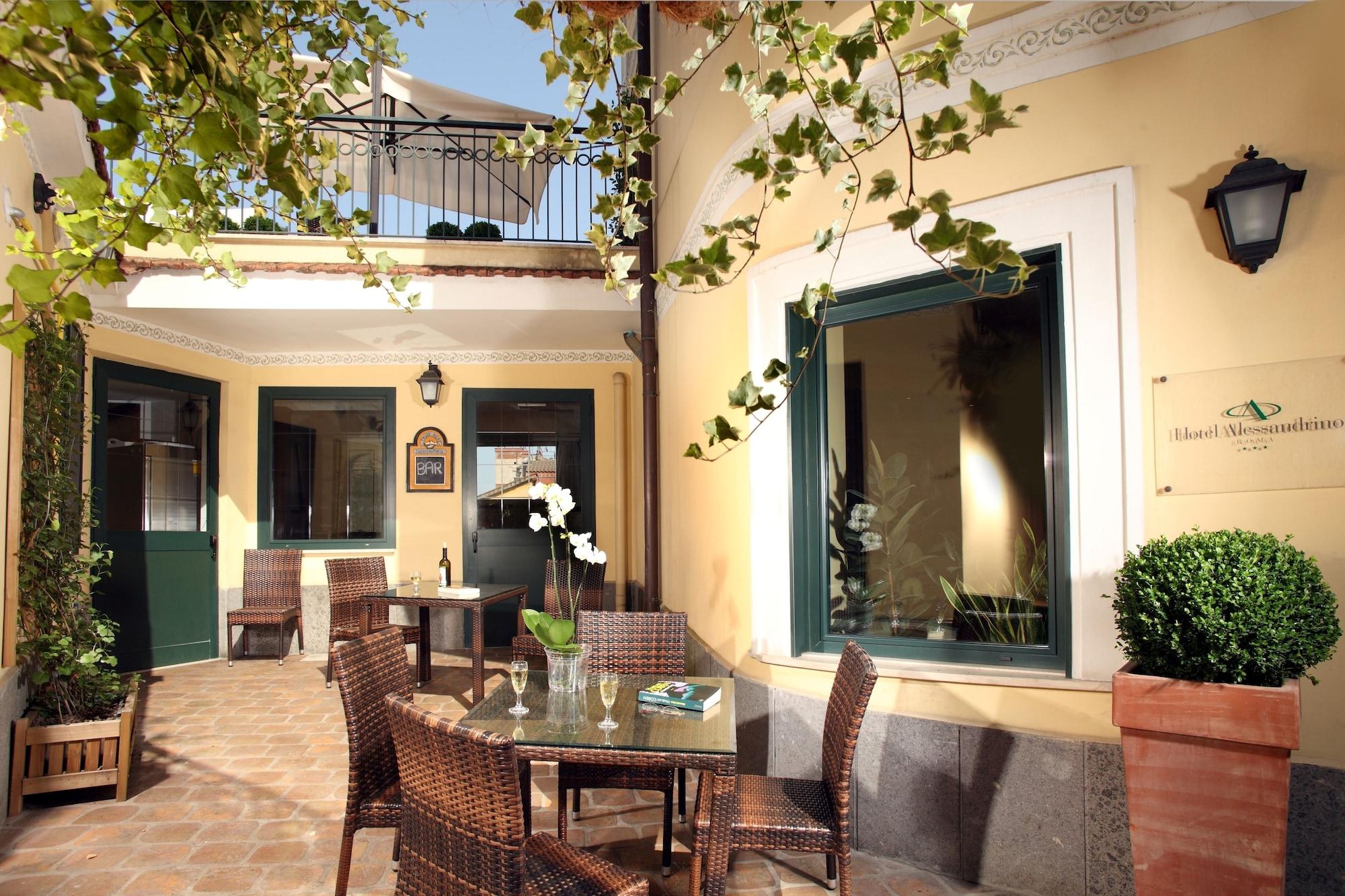 Bar/Salón Hotel Alessandrino