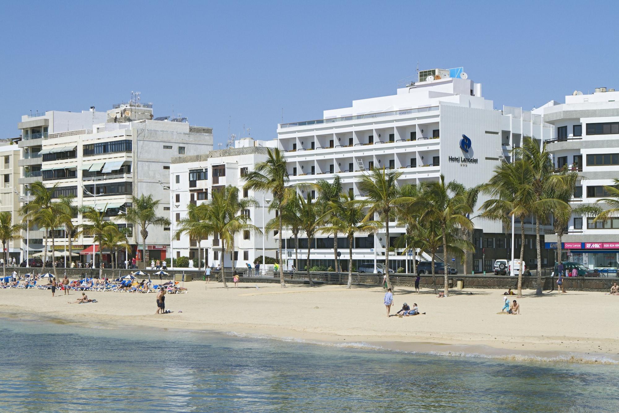 Vista Exterior Hotel Lancelot
