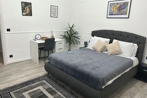 Alquiler Vacacional - Cozy Room with luxurious living room / staff available 24/7