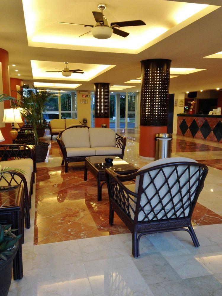 Vista Lobby Hotel Bonampak