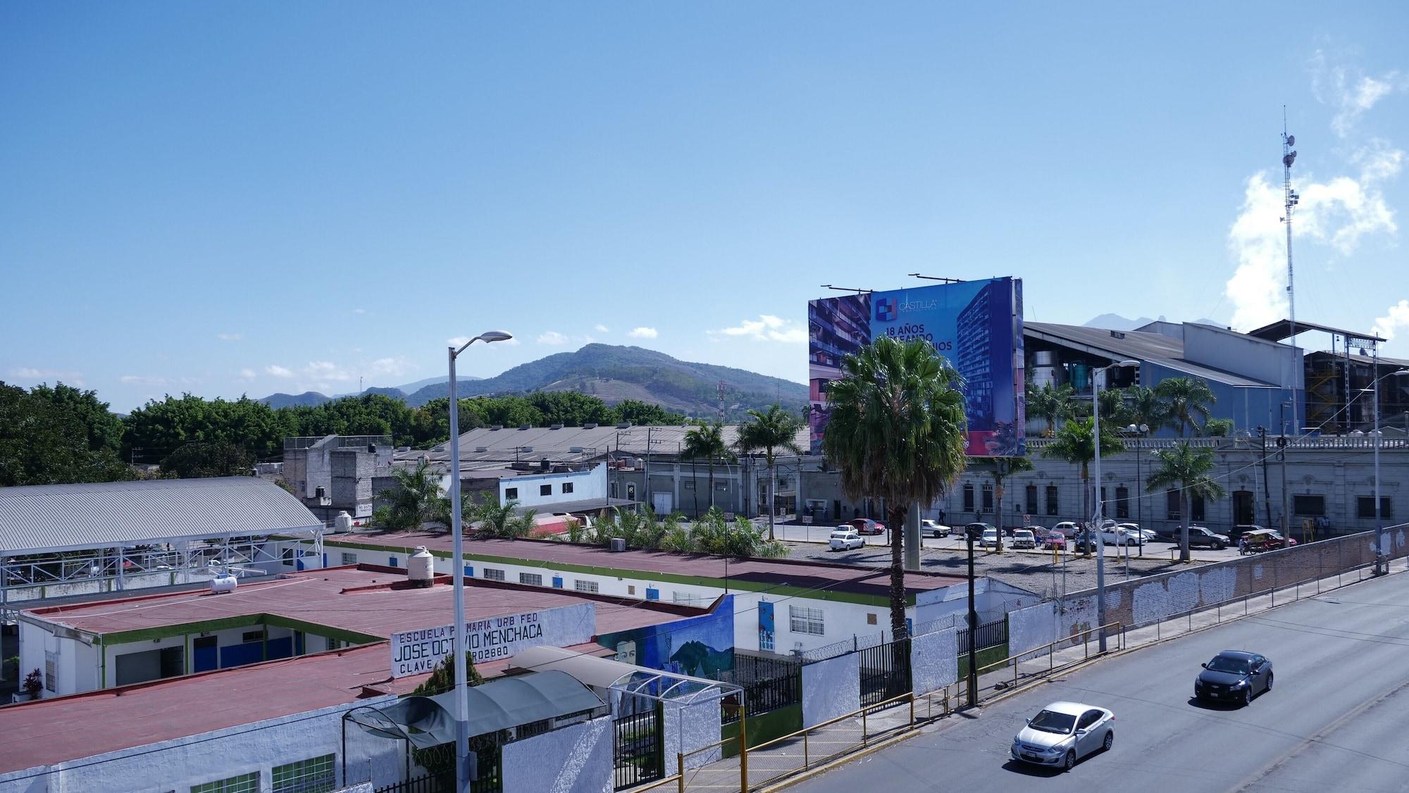 Vista Exterior Hotel Insurgentes