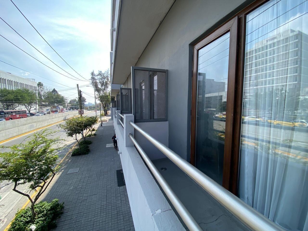 Varios Hotel NEXT