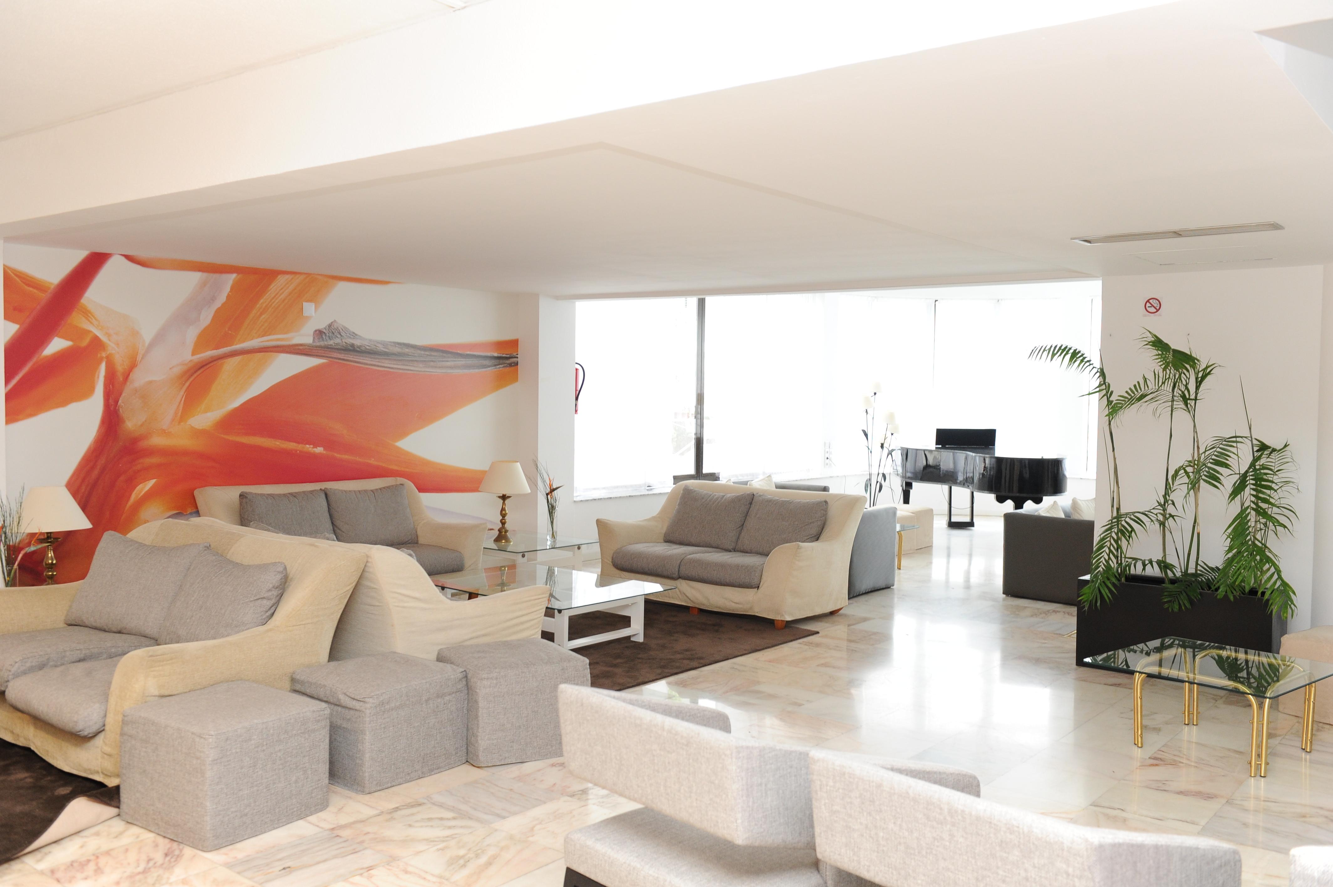 Vista Lobby Dorisol Estrelicia Hotel