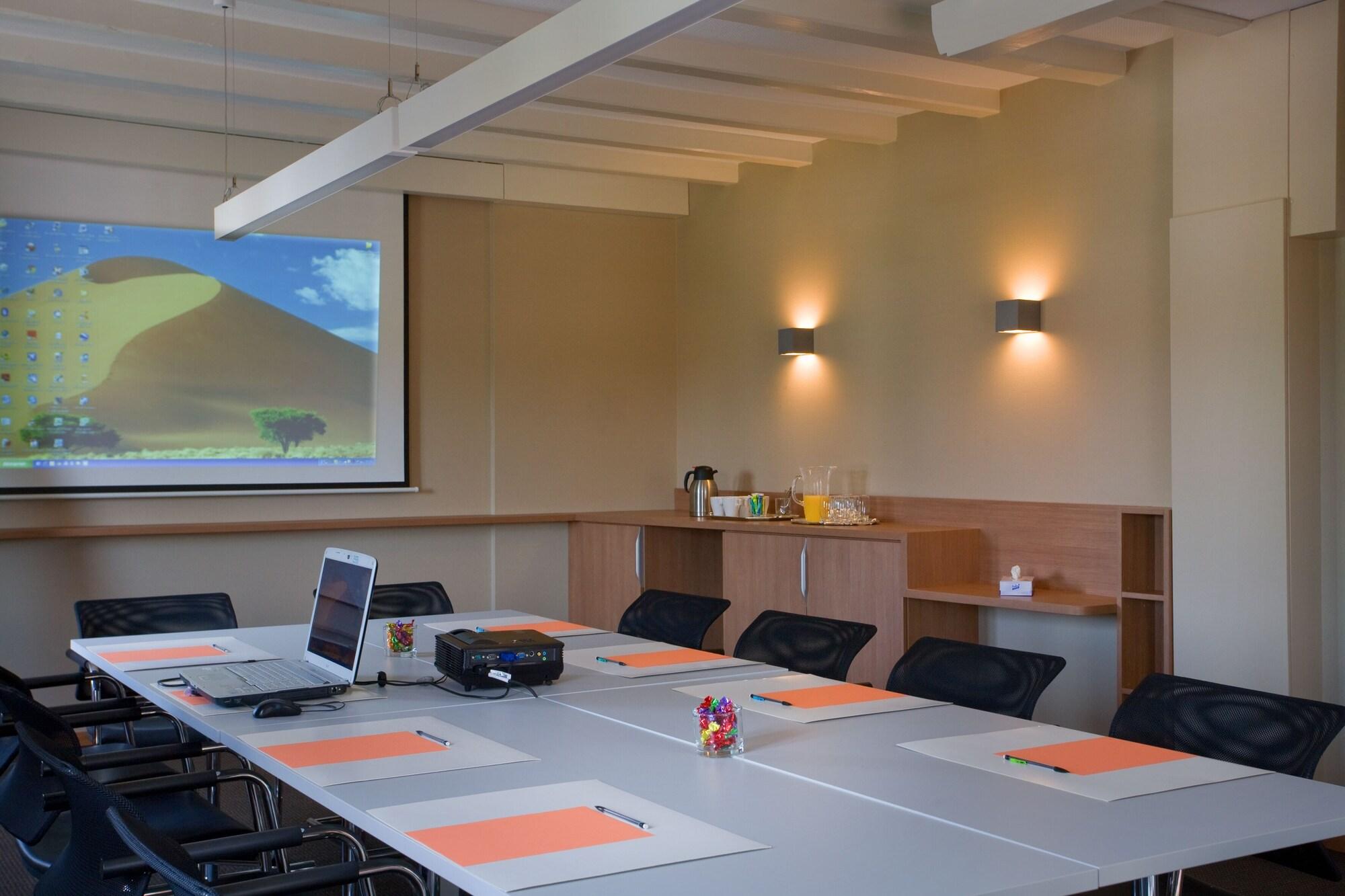 Sala de Reuniones Hostellerie Groff Aux Deux Clefs