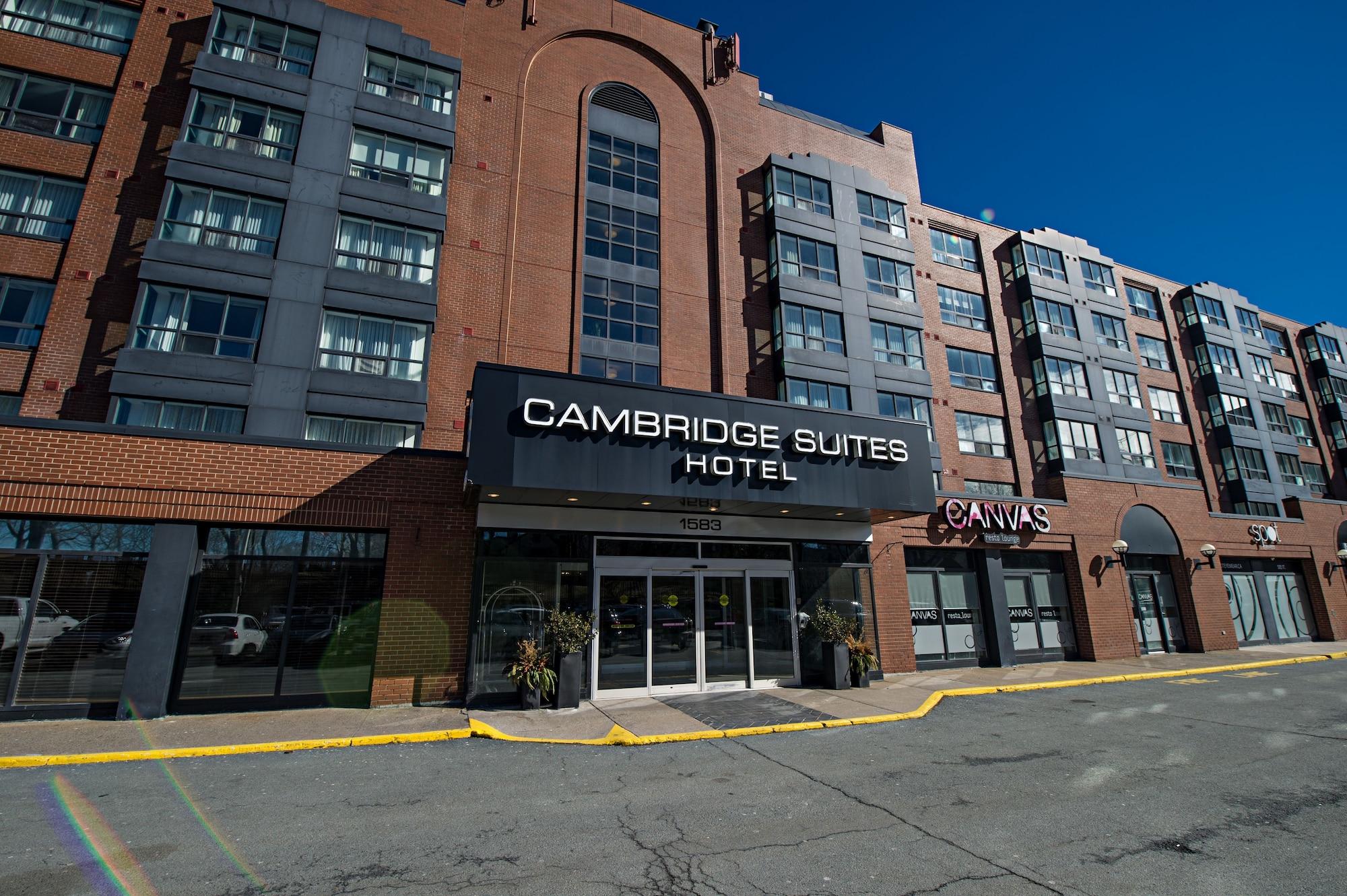 Vista Exterior Cambridge Suites Hotel