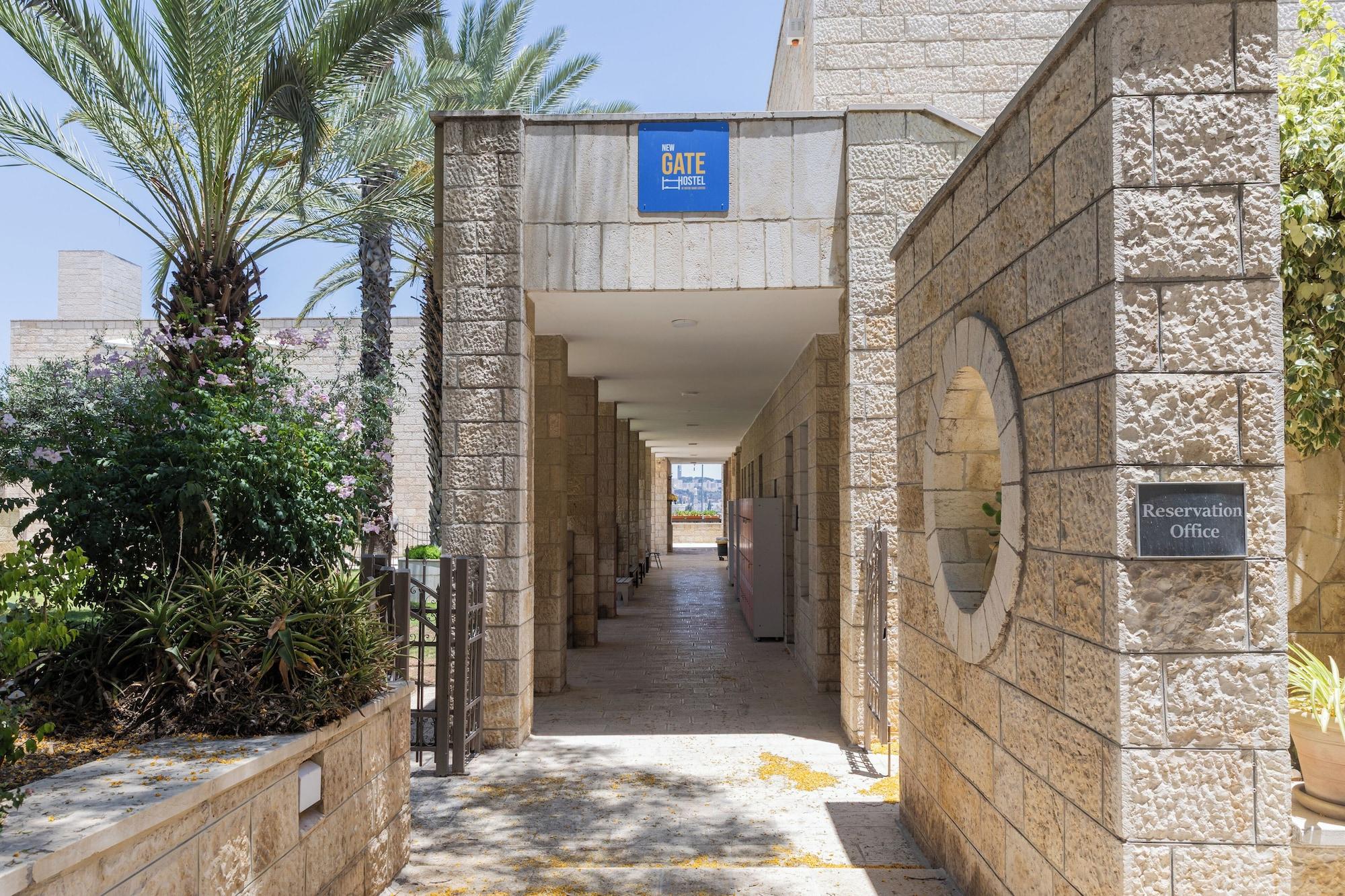 Vista Exterior New Gate Hostel
