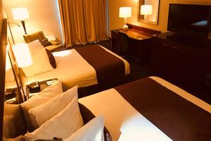 Alojamiento - SureStay Plus Hotel by Best Western Greenwood