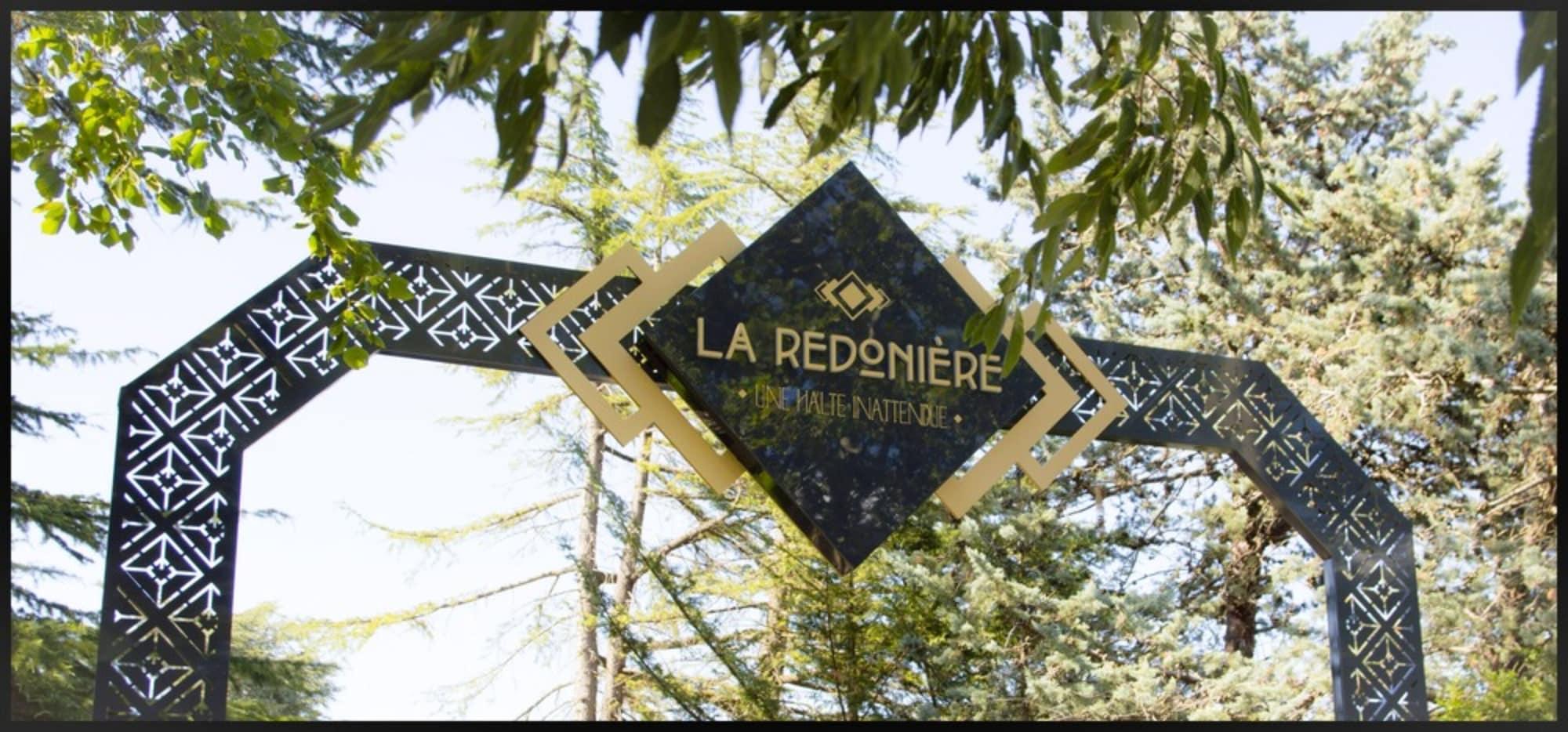 Varios Hotel La Redonière