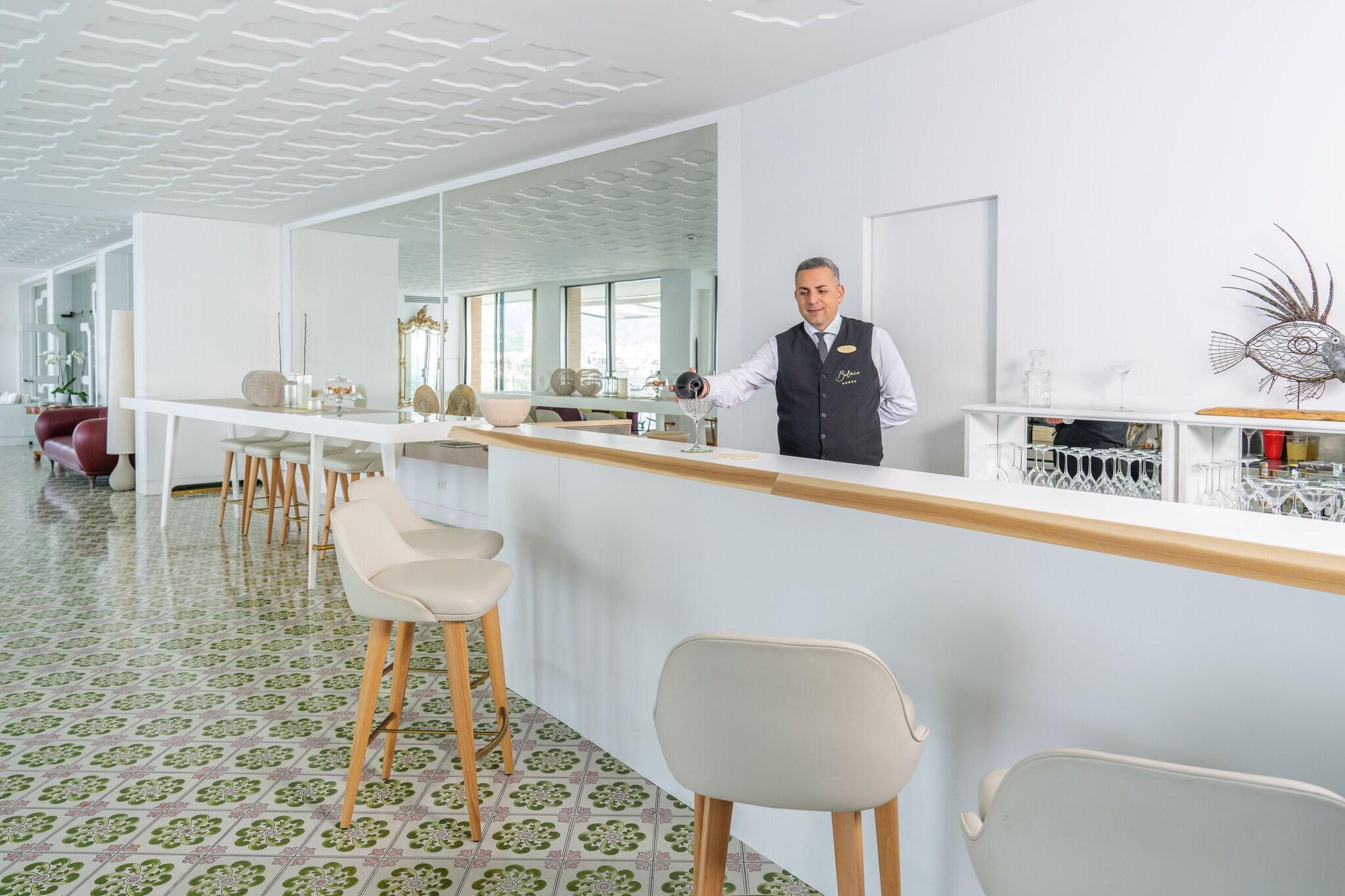 Bar/Salón Hotel Belair