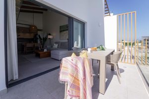 Alojamiento - Exclusive Penthouse With Picuzzi Steps From Beach