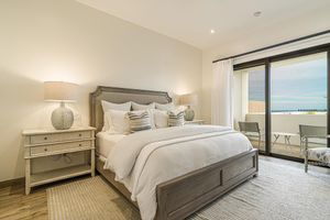 Renta temporal - Oceanview 2BD Residence With a Spacious Terrace