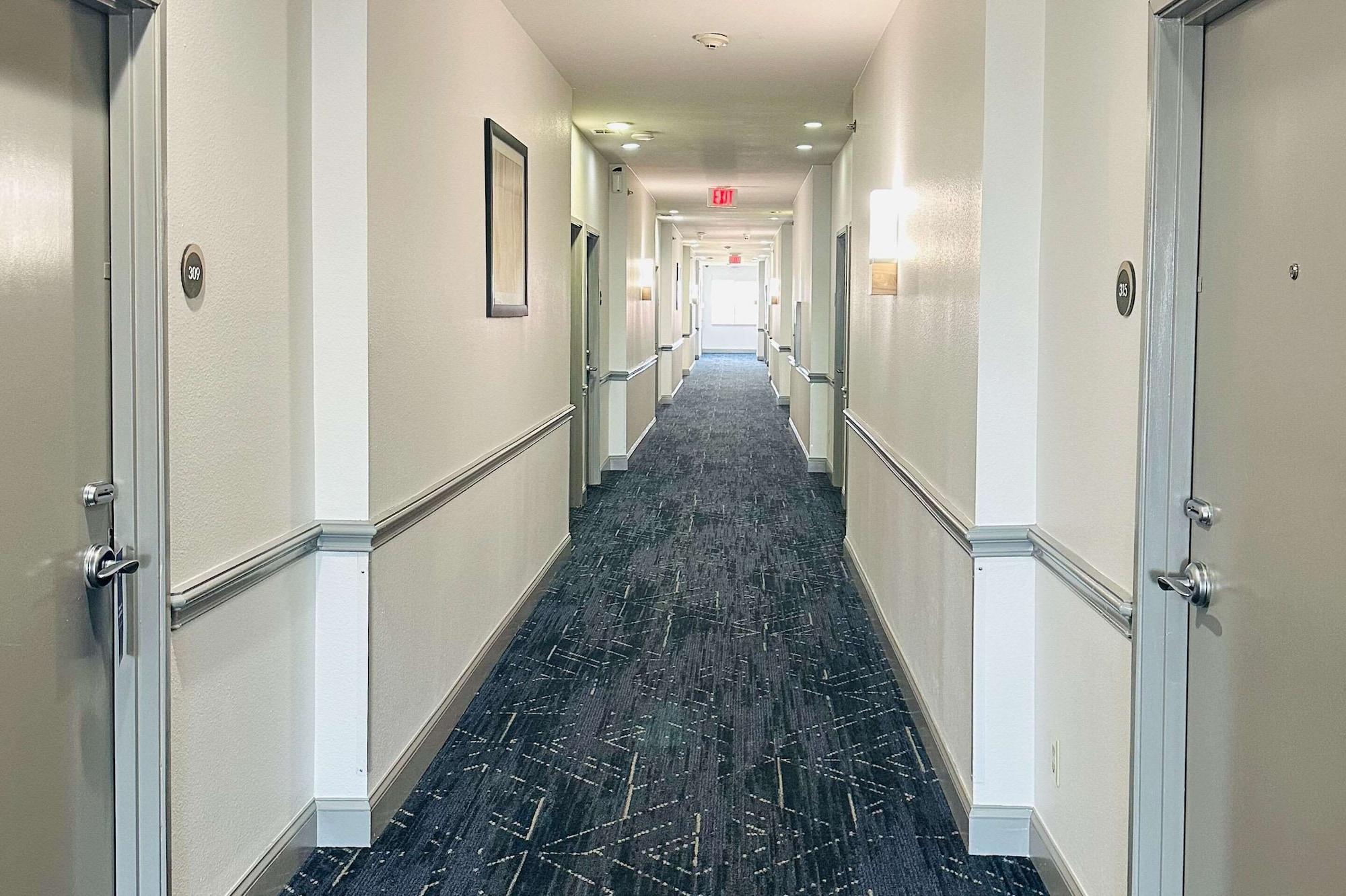 Vista Lobby Comfort Inn & Suites Wylie