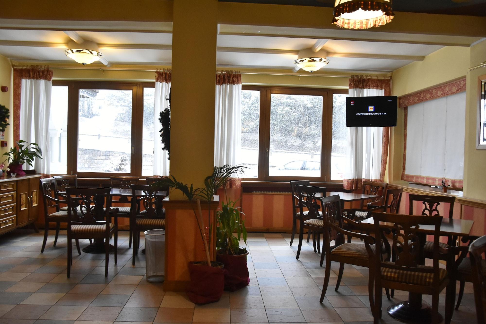 Salón de Baile IHR Hotel Villa Emma