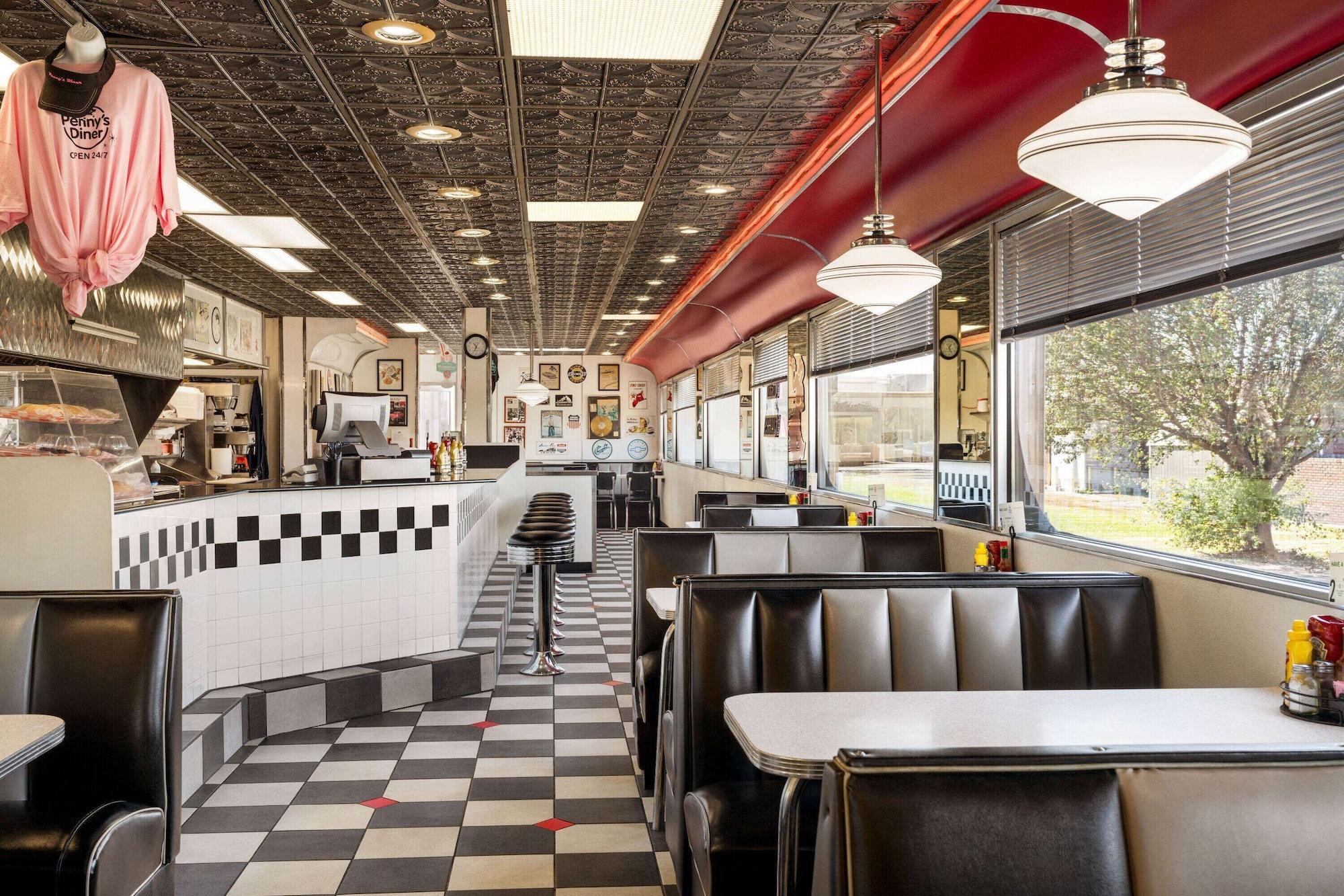 Restaurant Travelodge by Wyndham Dexter