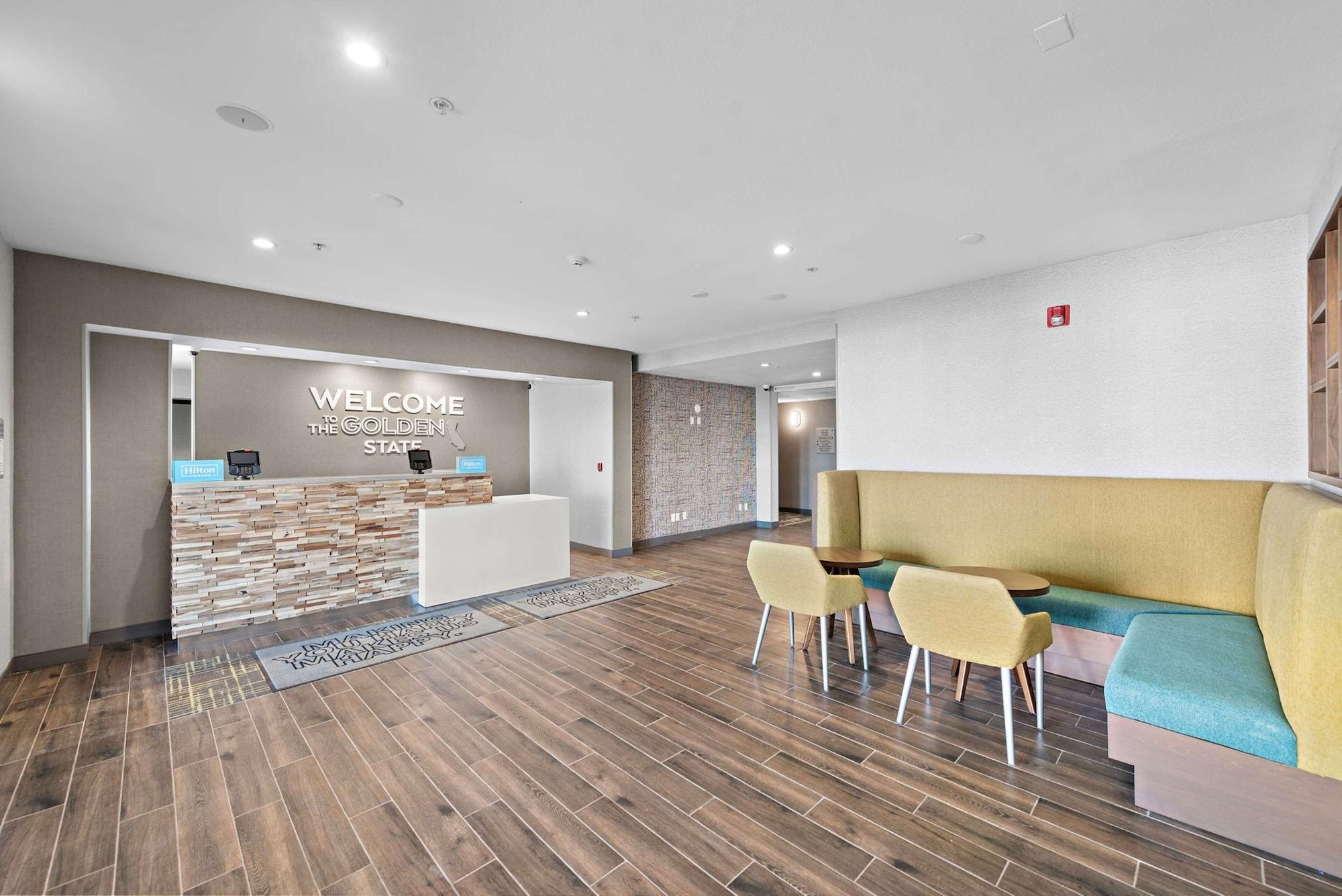 Vista Lobby Hampton Inn by Hilton Calexico