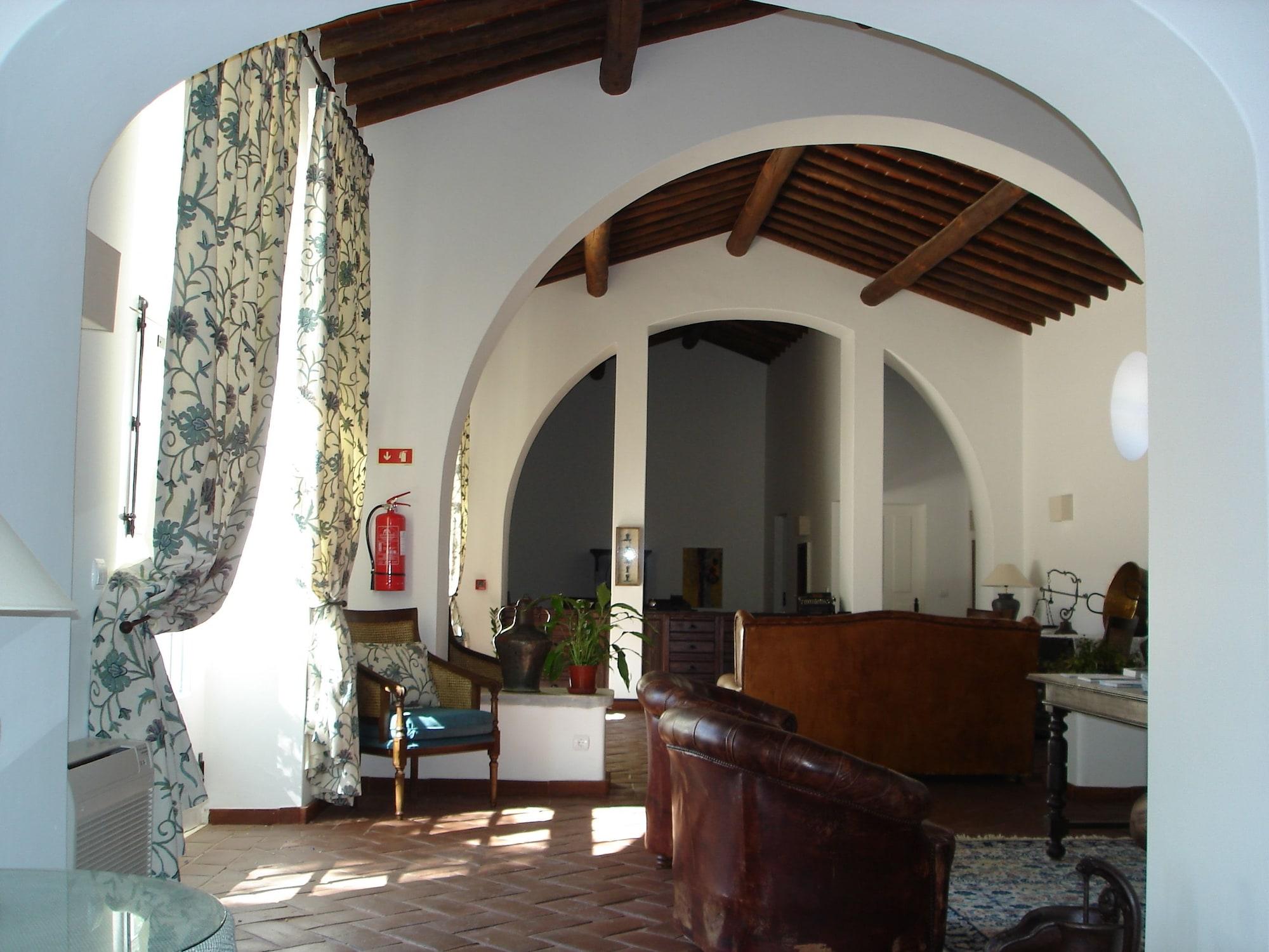 Vista Lobby Monte da Rosada