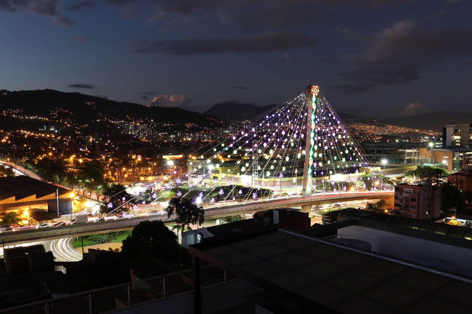 Varios Arame Hotel