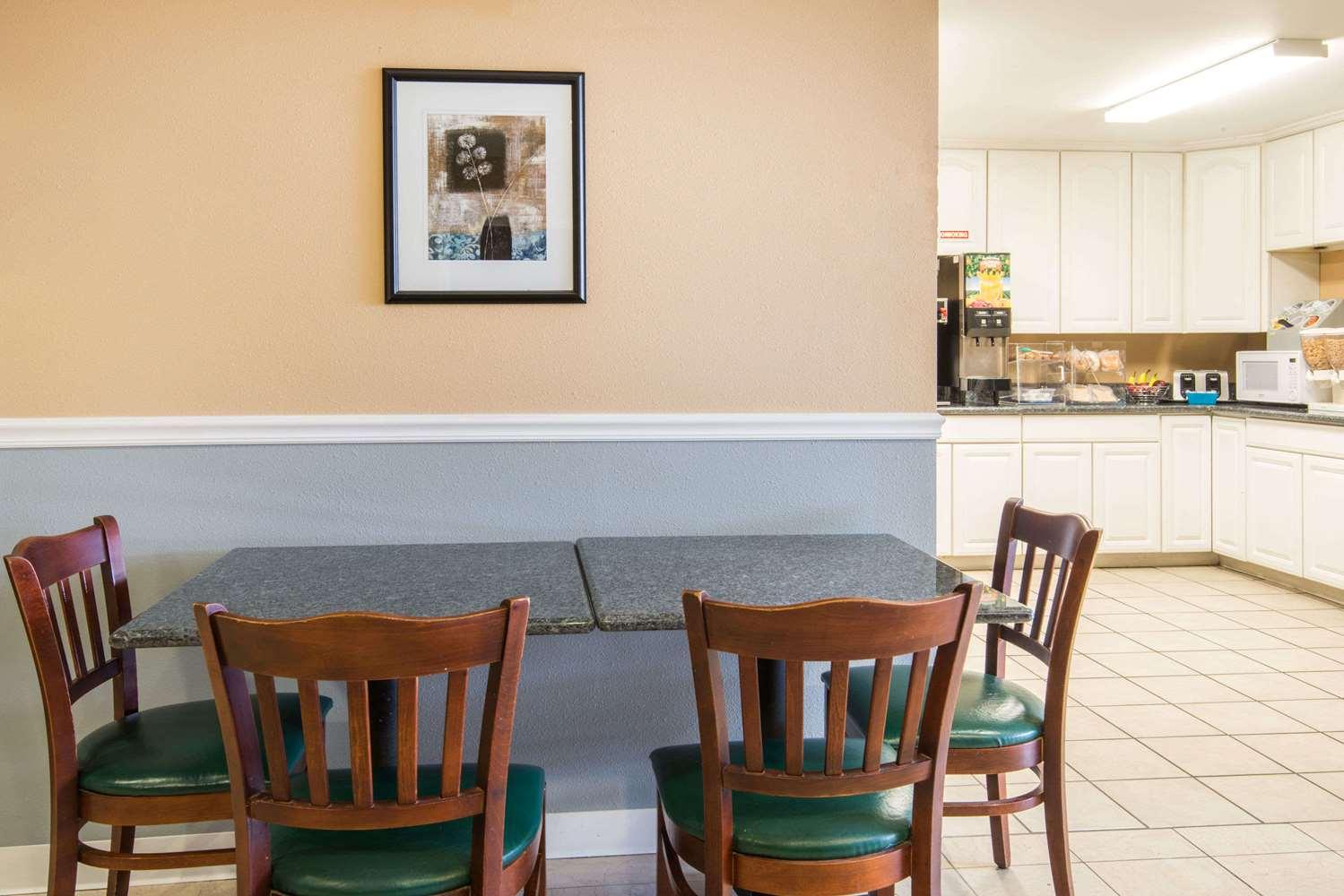 Comodidades del Alojamiento Microtel Inn & Suites By Wyndham Tulsa East