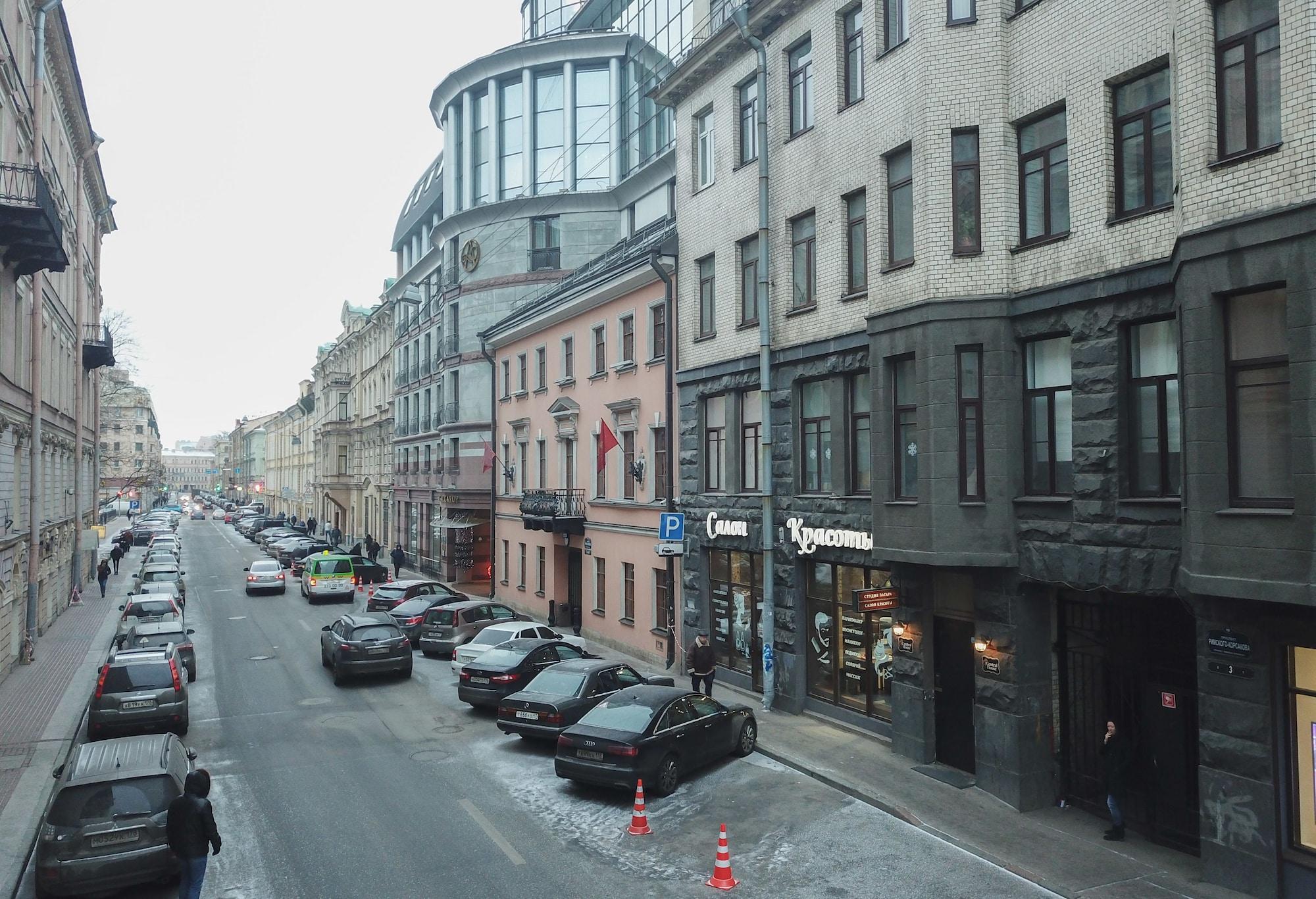 Вознесенский проспект санкт петербург 44 46. Пр. Римского-Корсакова, 3. Central House Hostel Санкт-Петербург. Проспект Римского-Корсакова Санкт-Петербург. Петербург проспект Римского-Корсакова д 3 отель централ Хаус.