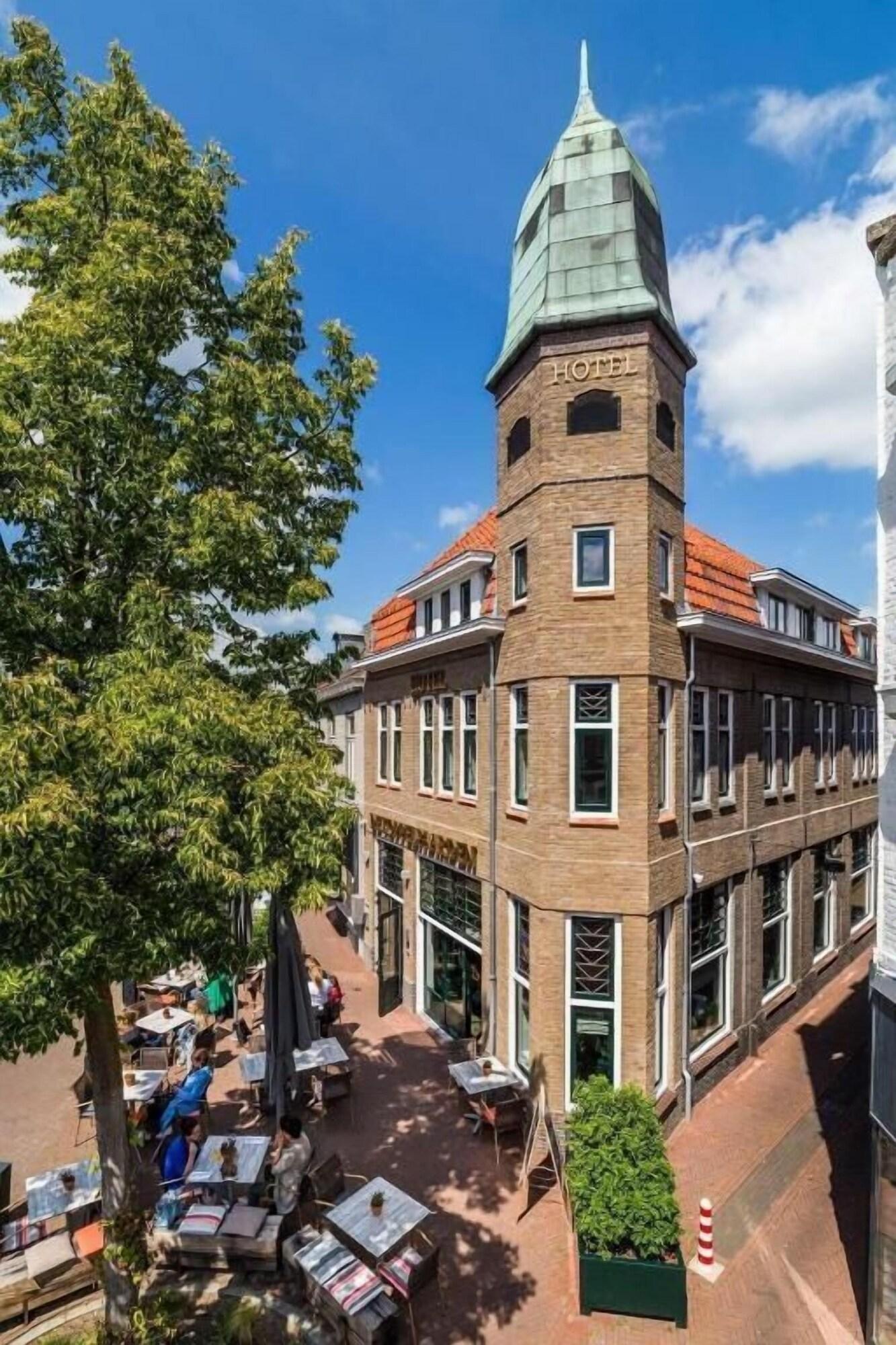Varios Hotel de Koppelpaarden