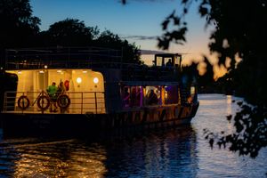 Actividad - Noches de fiesta en York a flote