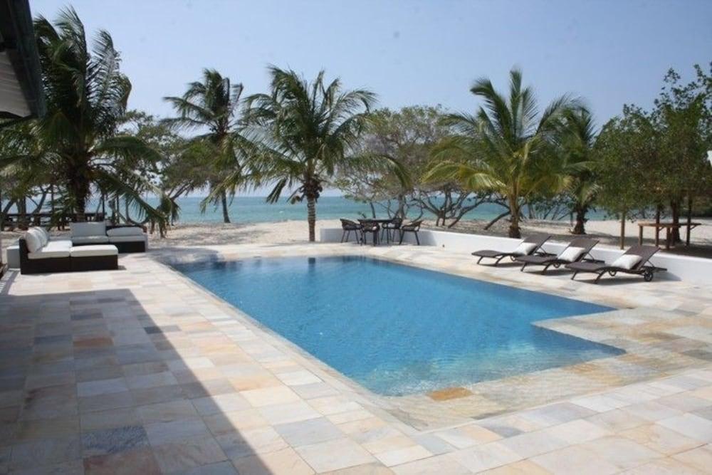 Pool view Agu Azul Beach Resort Hotel Boutique