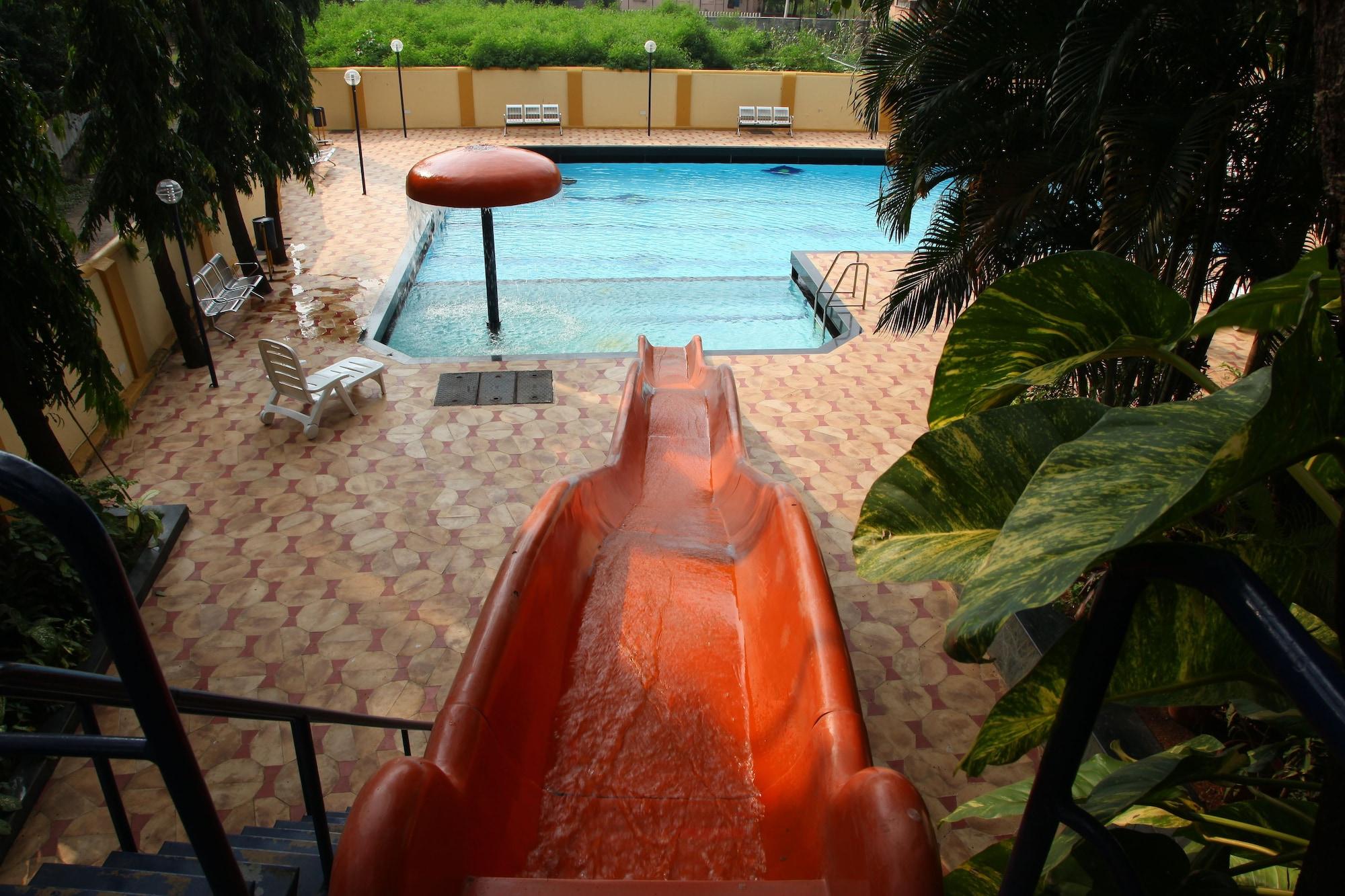 Instalaciones Recreativas Hotel Ravi Kiran