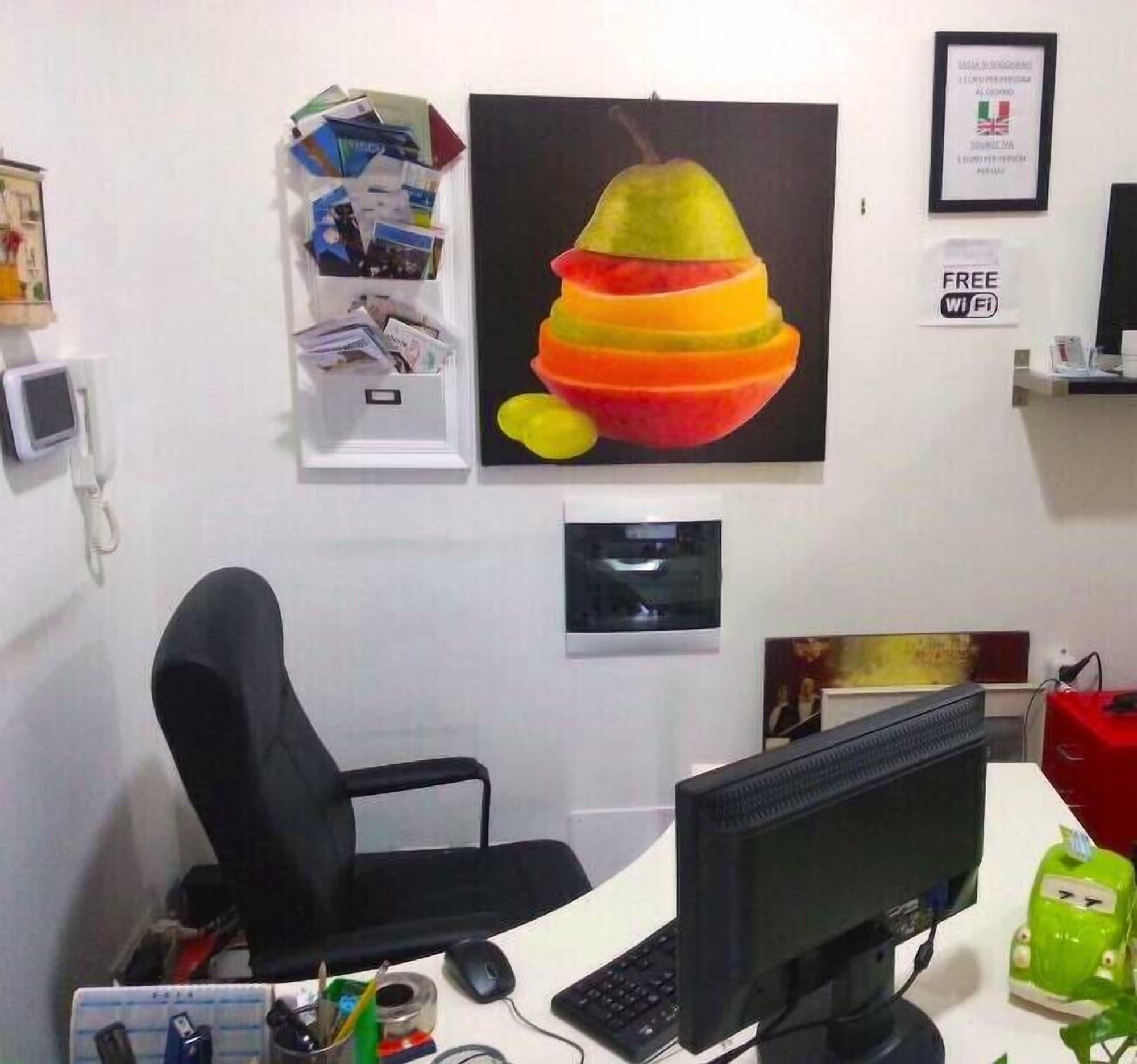 Vista Lobby Megaride Santa Lucia