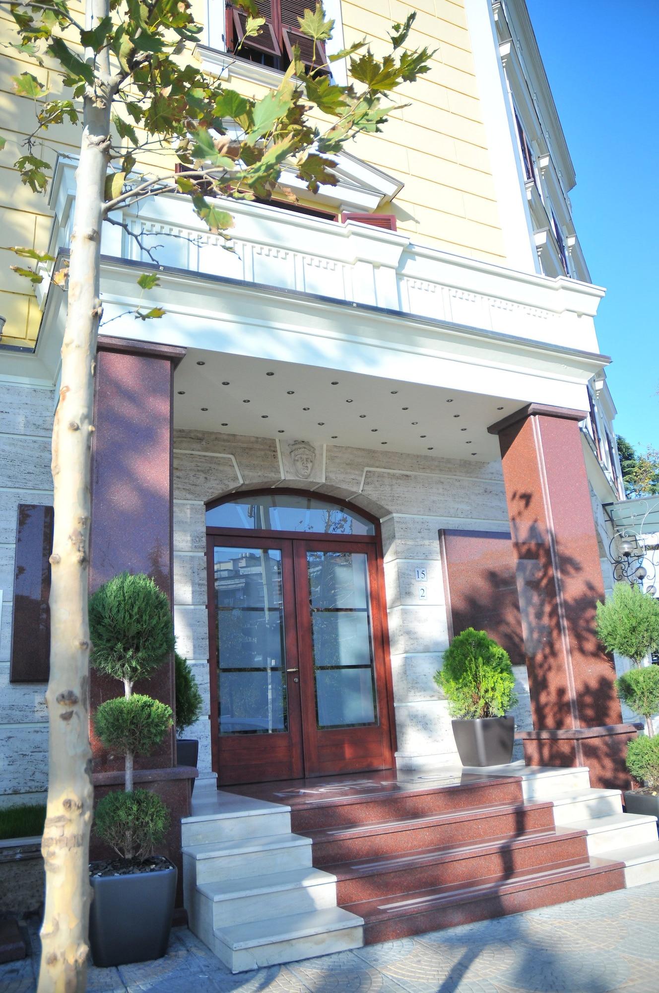 Vista Exterior MonarC Hotel