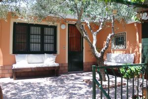 Alquiler Vacacional - 'The Vineyard' Alcantara Valley - Taormina - Etna)
CIN - IT083029C23XT3MFQP