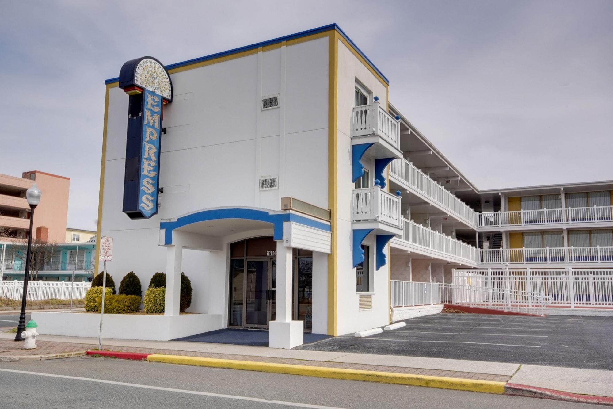 Varios Empress Motel