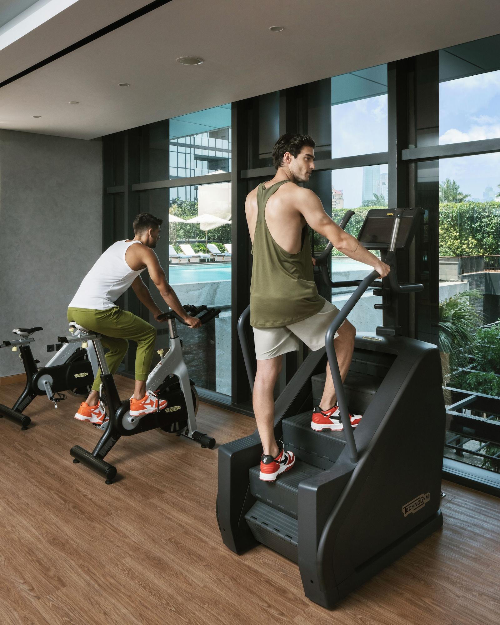 Gimnasio 25hours Hotel Jakarta The Oddbird