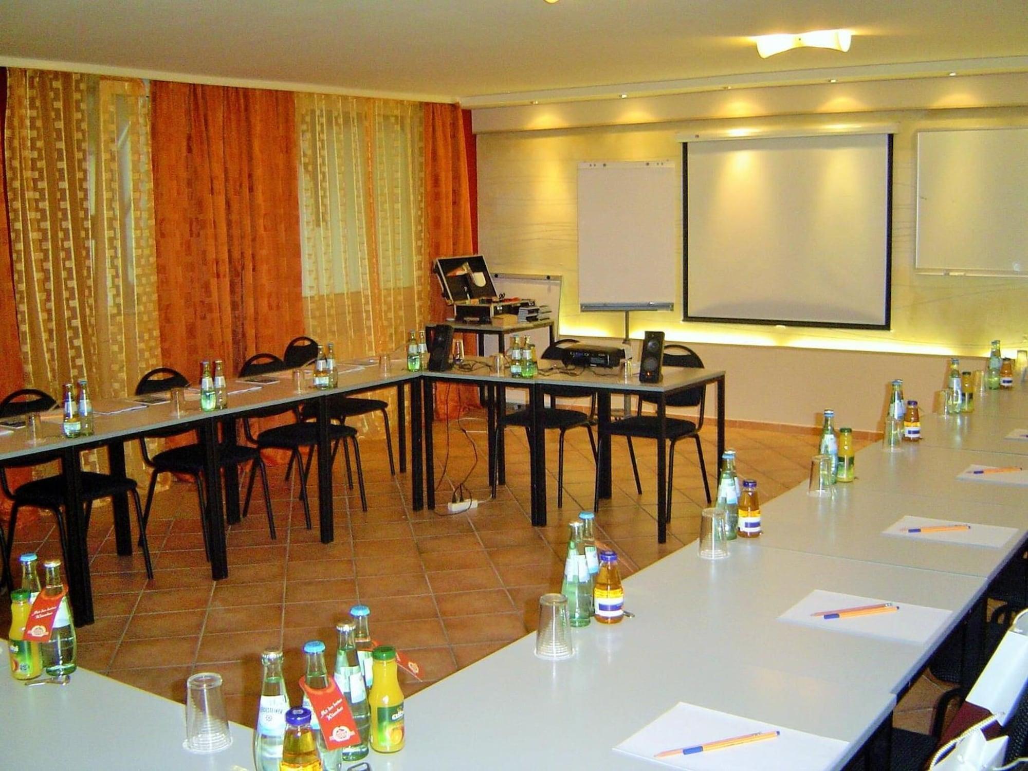 Sala de Reuniones Hotel Petersburg Superior
